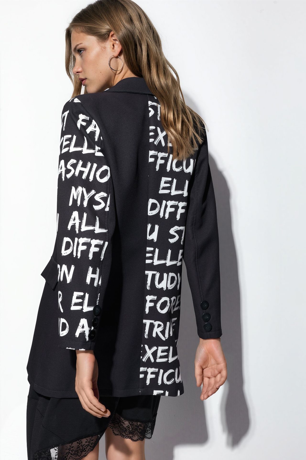 MSN Oversize Krep Blazer Ceket 3