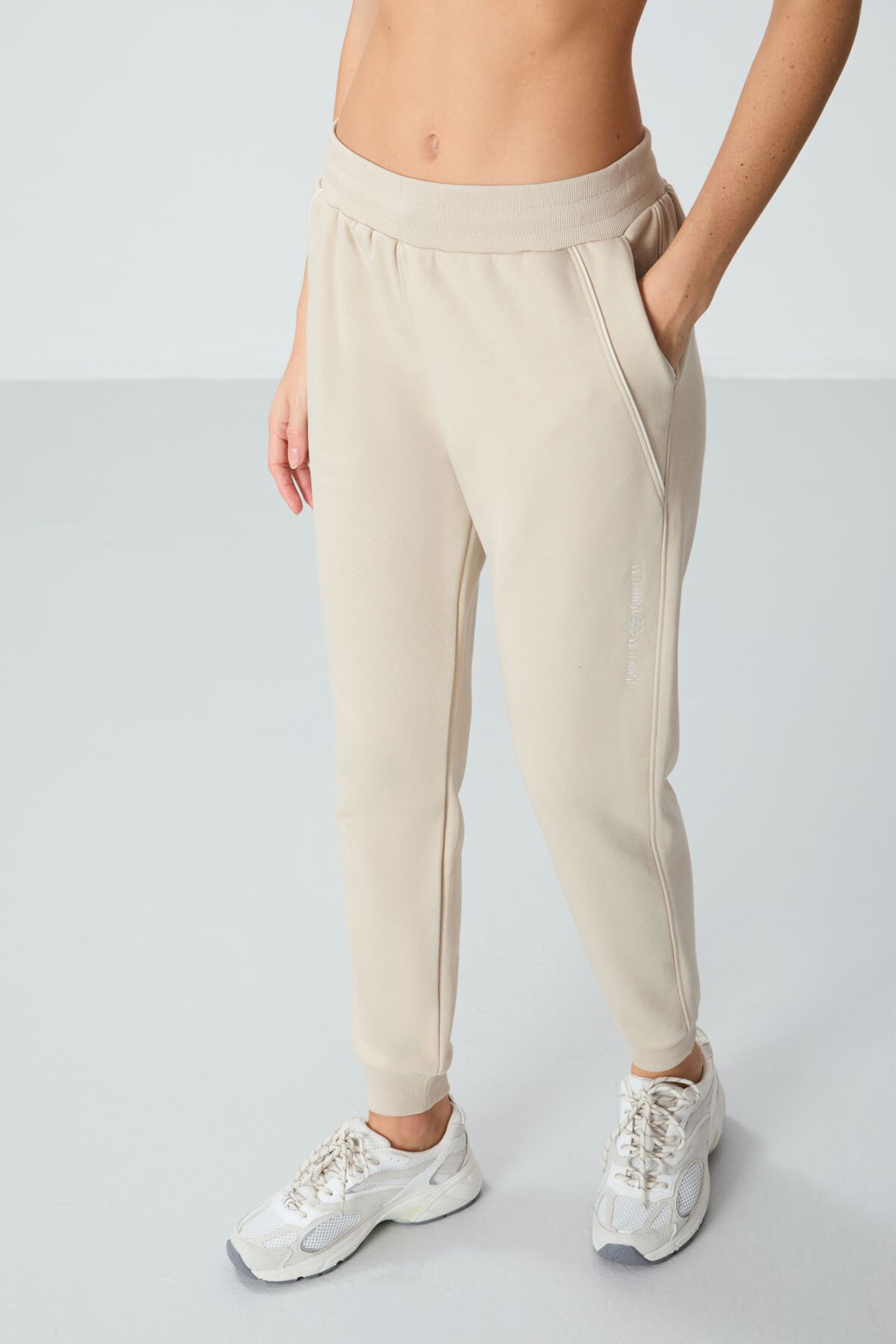 TOMMY Women's Cotton-blend Jogger Sweatpants 2