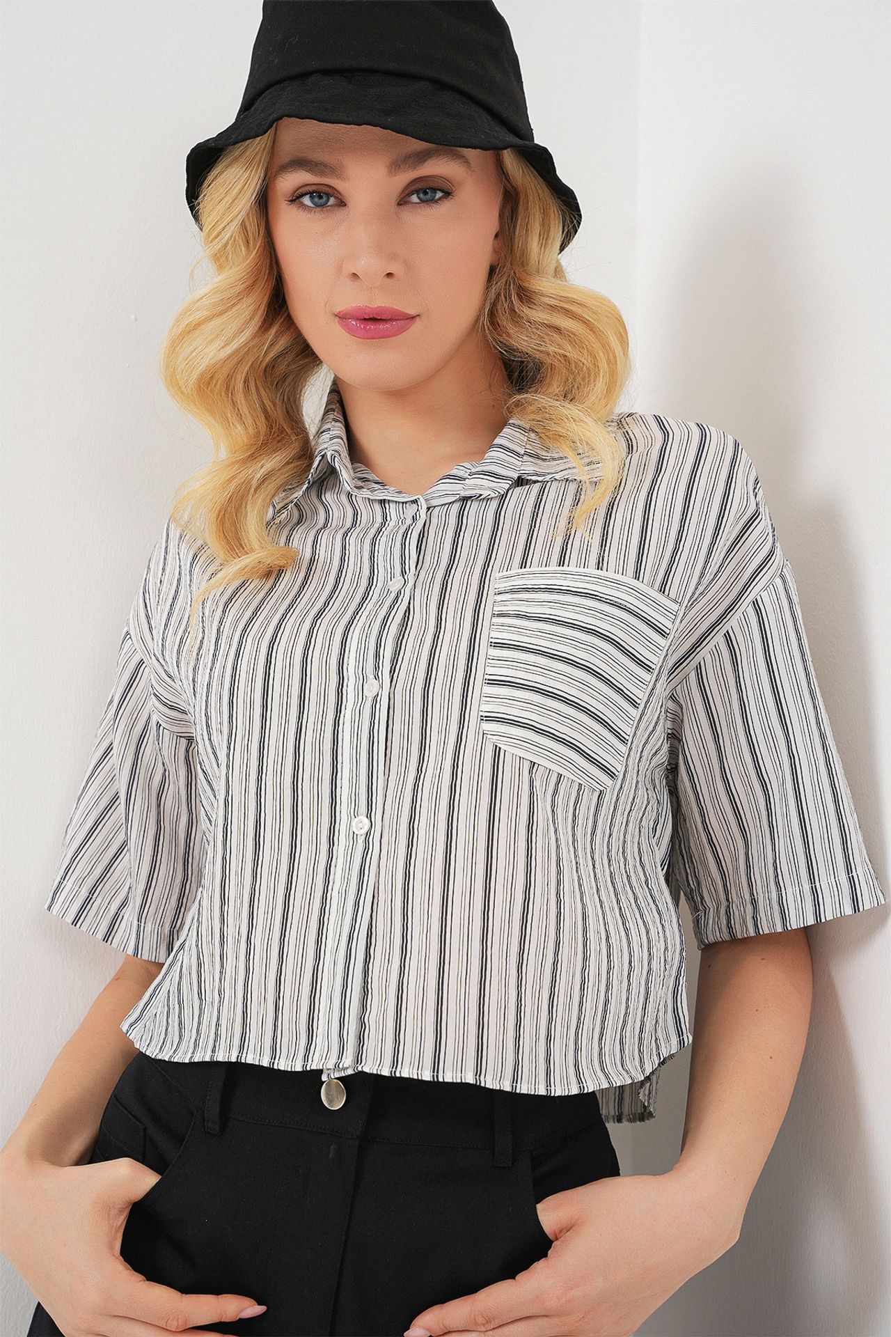 BDART Striped Crop Shirt with Pocket 1