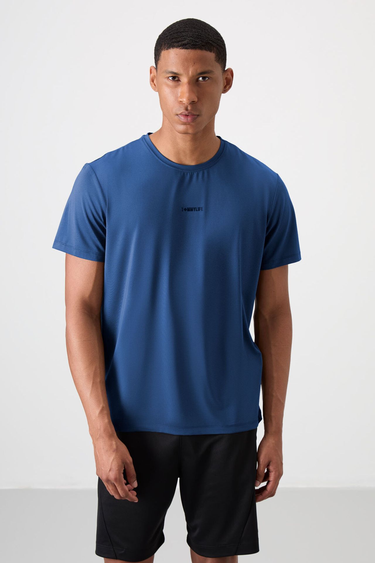 TOMMY Men's Regular Fit Logo Jersey T-Shirt 3