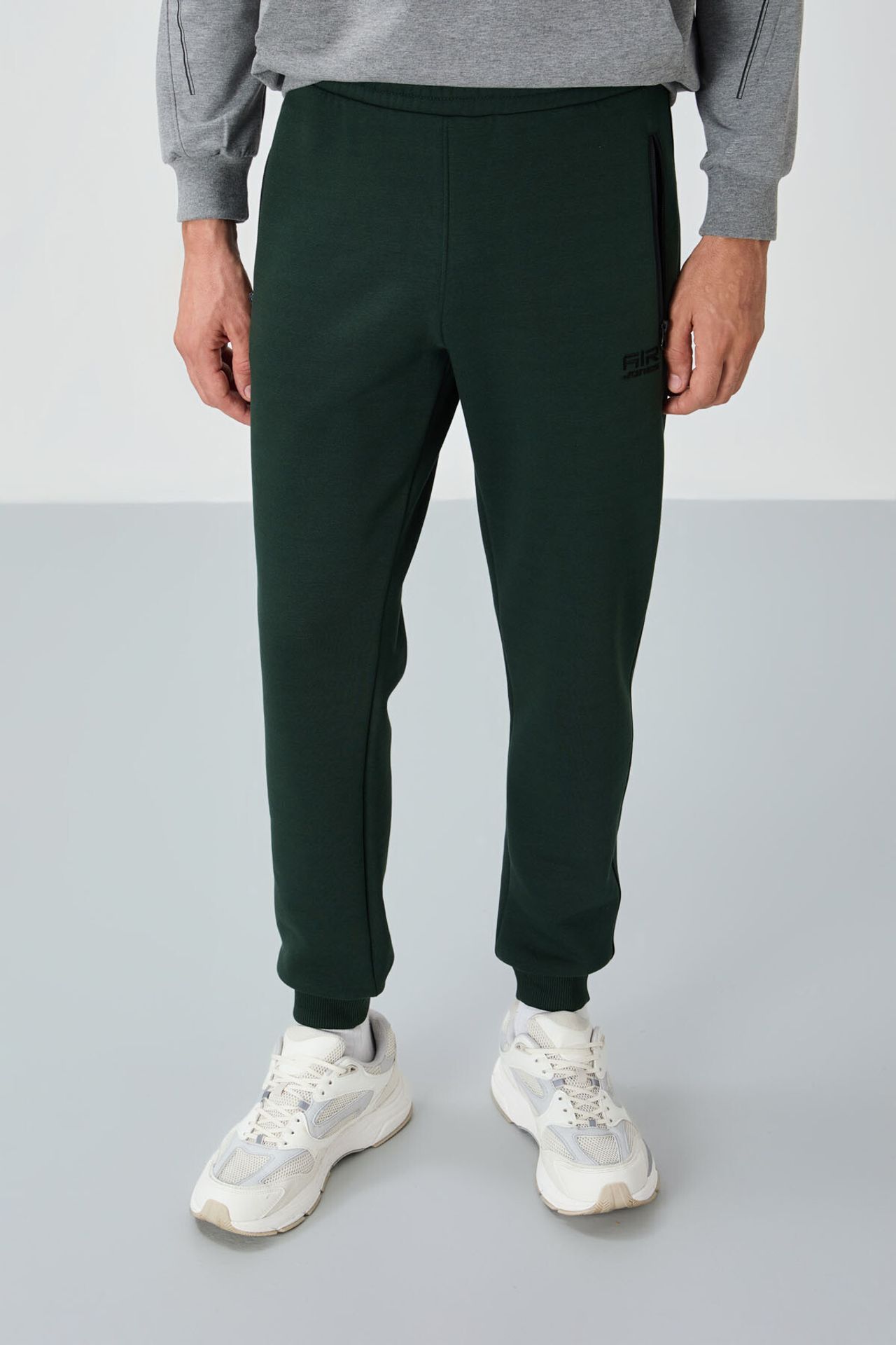 TOMMY Men's Jogger Sweatpants 3