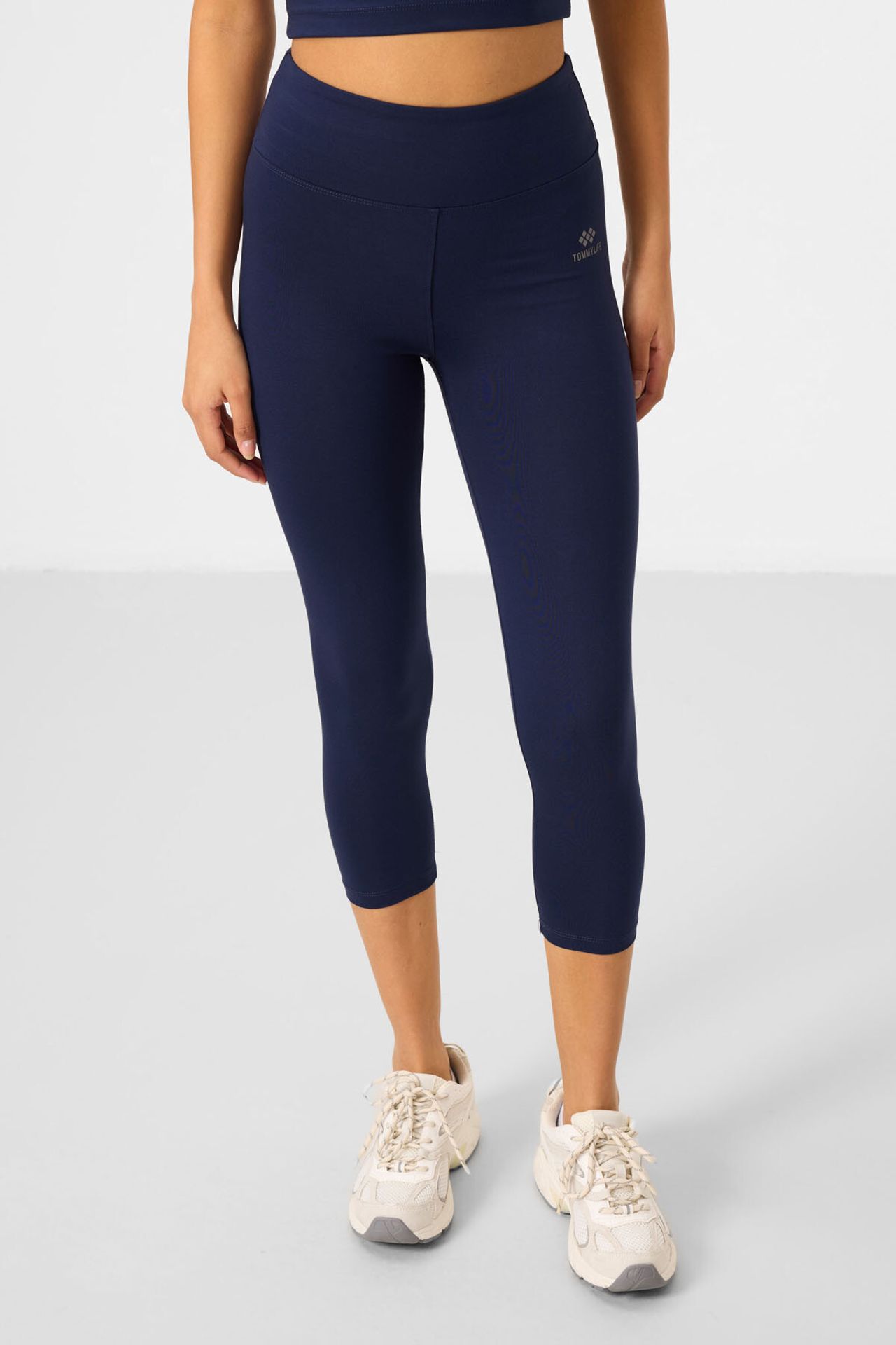 TOMMY Cotton Elastane Capri T-Shirt and Leggings Set 4