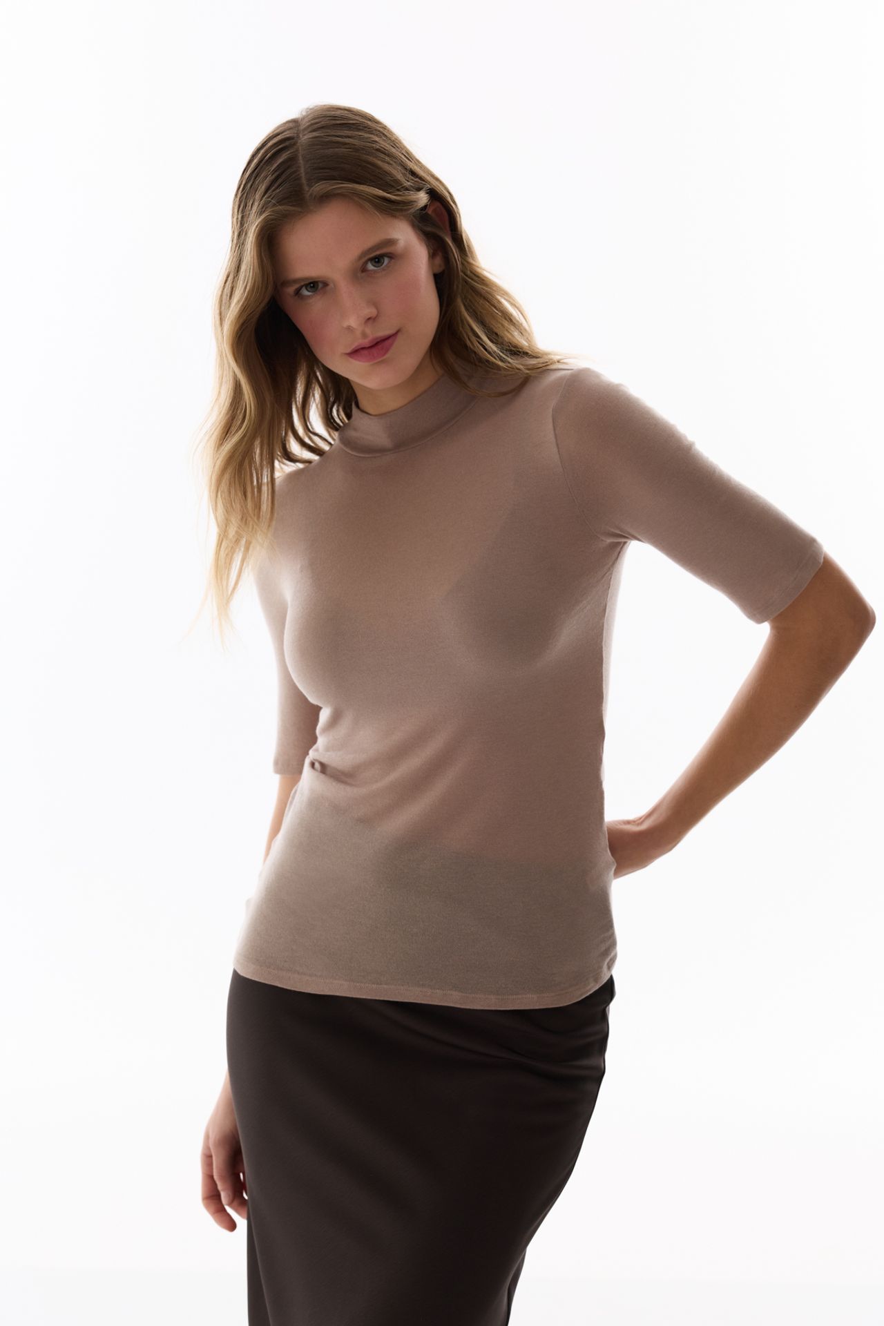 PENTI Turtleneck Three-Quarter Sleeve Blouse 4