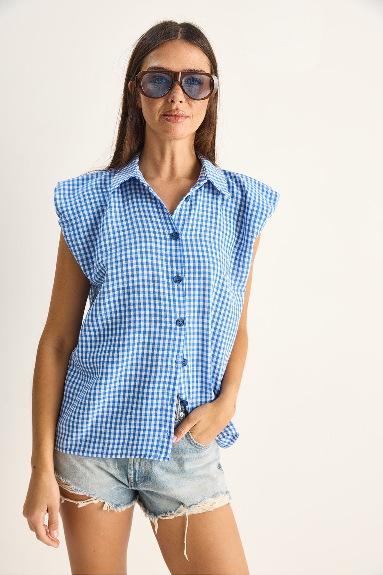 LUCCI Gingham Cotton Sleeveless Shirt 2