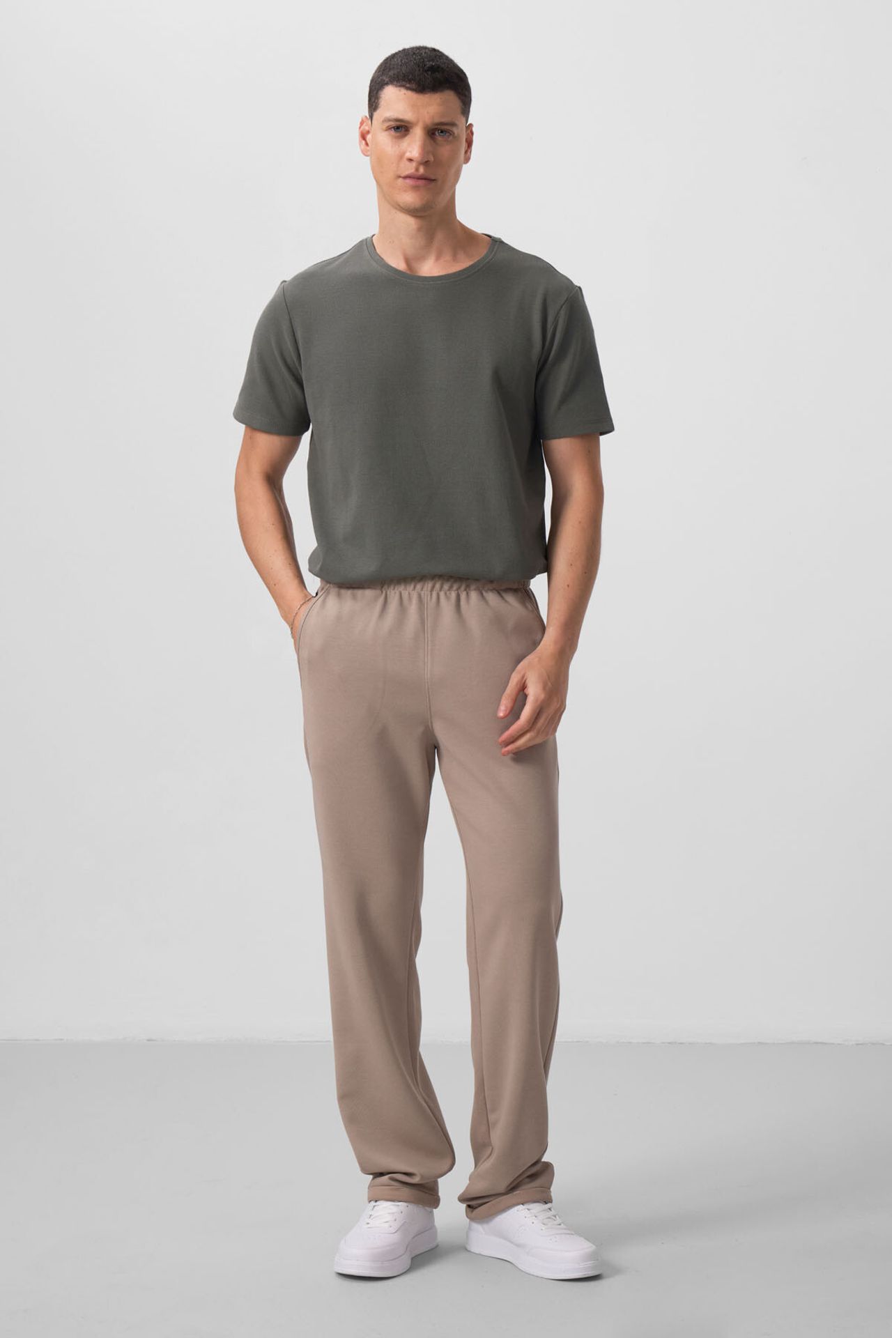 TOMMY Men's Wide-Leg Pull-On Trousers 2
