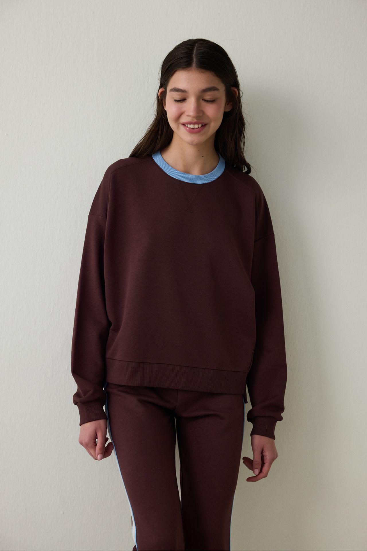 PENTI Floral Pattern Collared Oversize Sweatshirt Inspired By Flora 3