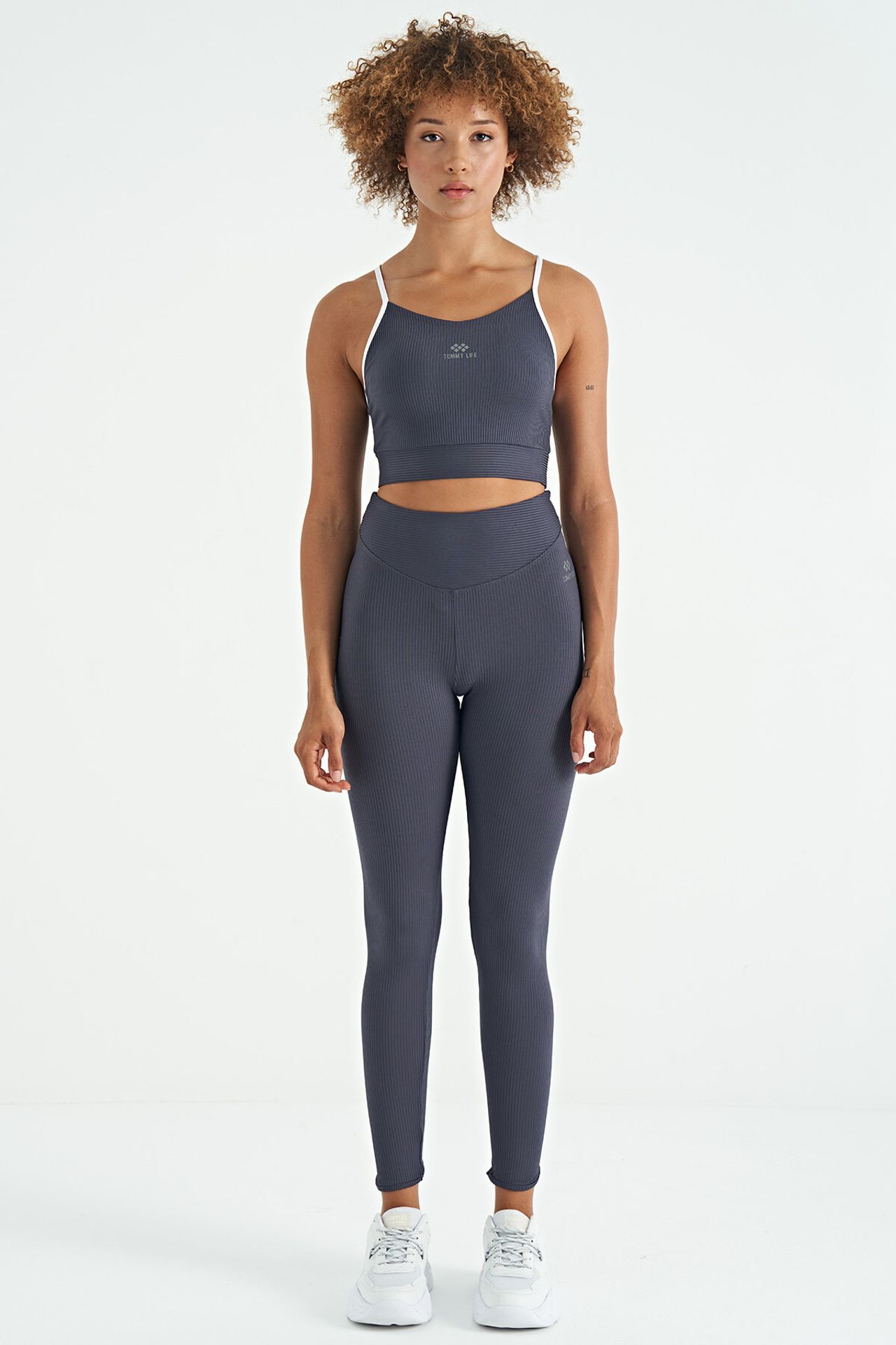 TOMMY Fitted Sleeveless Crop Sports Top 2