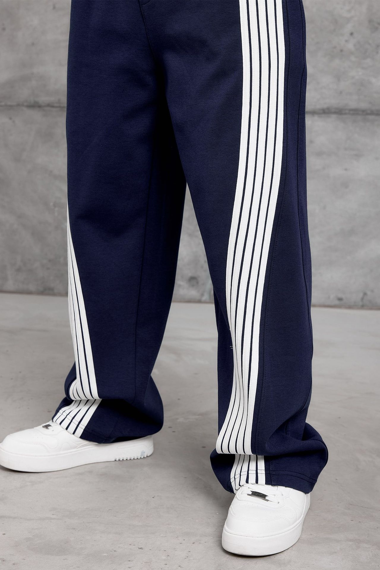 NOMARC Çizgili Geniş Paça Büzme İpli Jogger Pantolon 3