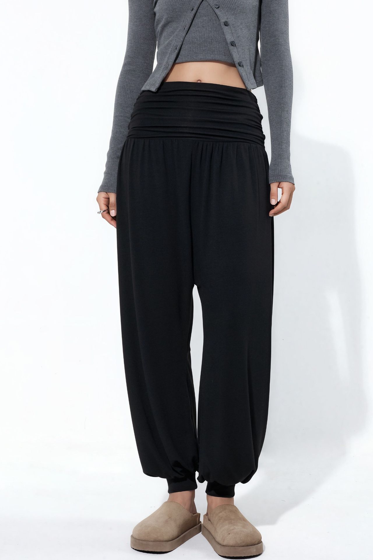 BUSEM Women's Straight-leg Trousers 1