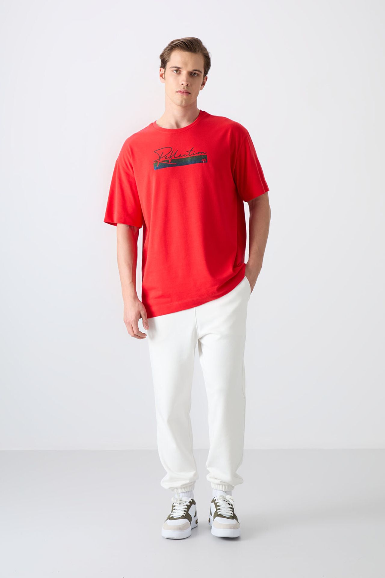 TOMMY Oversized Logo Crew Neck T-Shirt 2