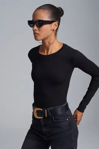 Siyah