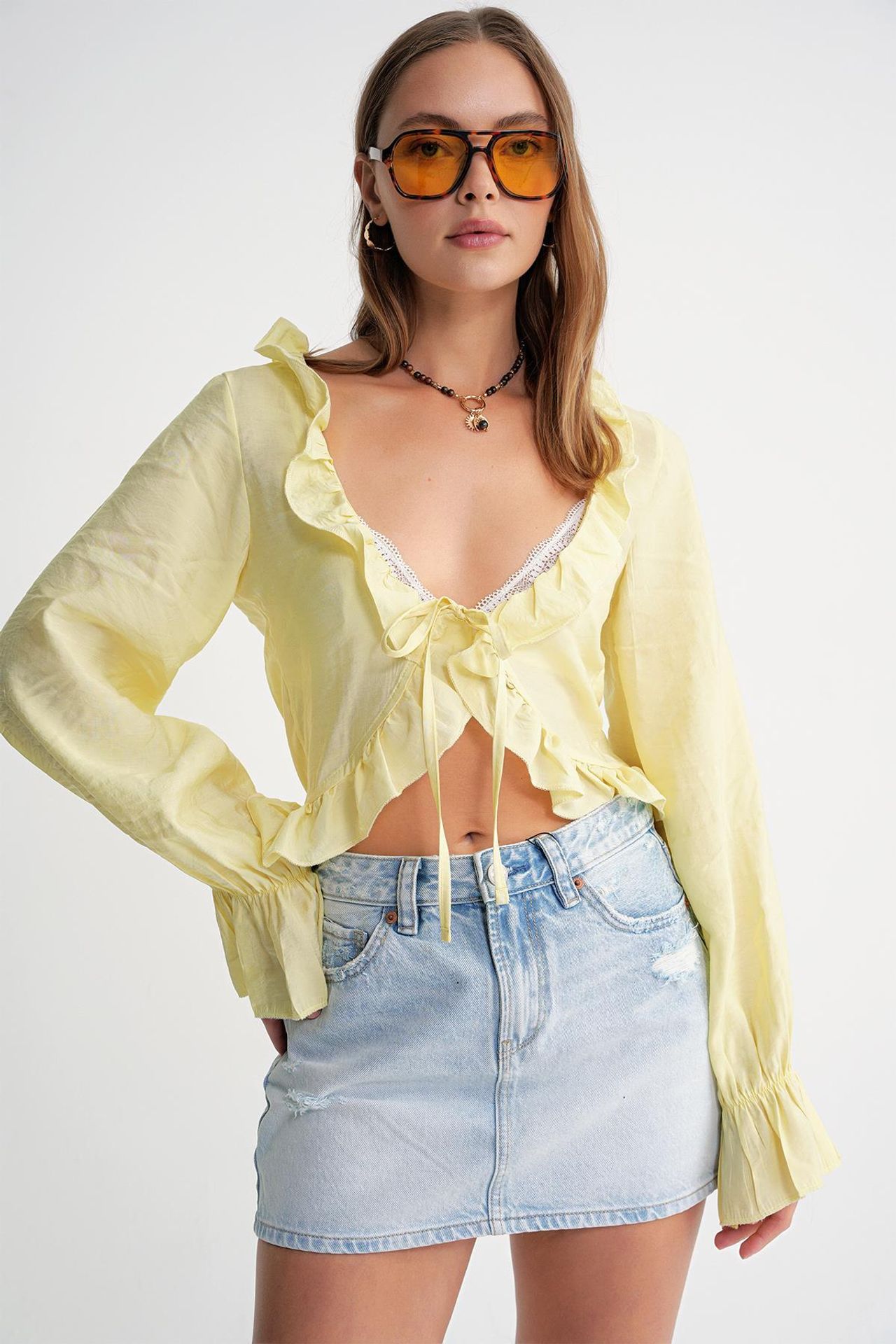 Mixray Frilly V-Neck Long Sleeve Crop Blouse 4