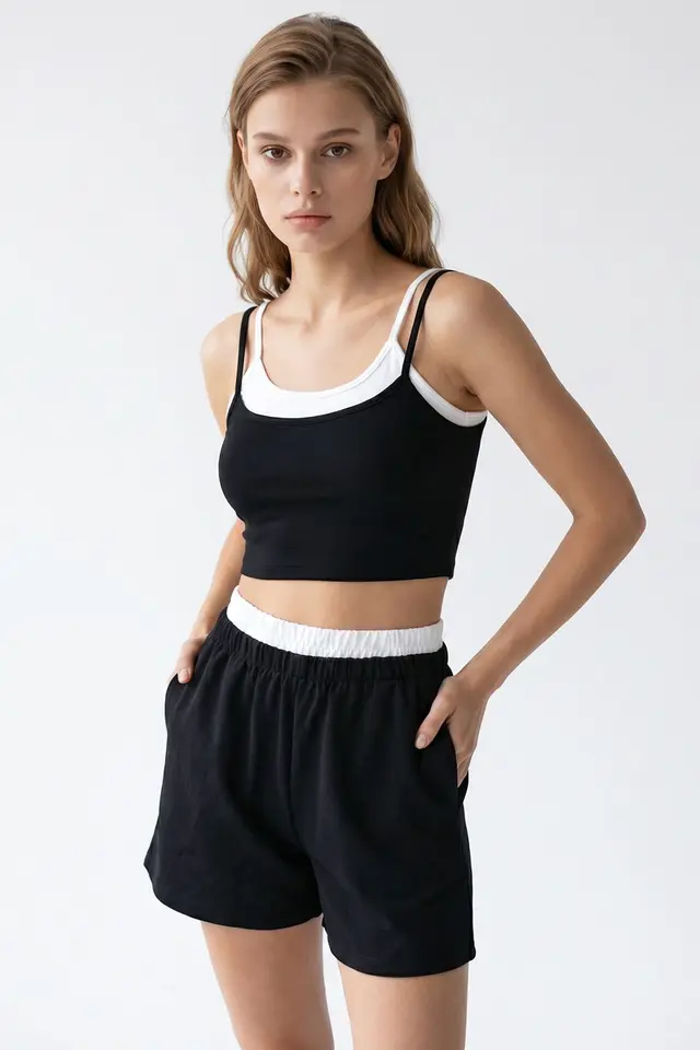 MIXRAY Two-Piece Crop T-Shirt And Shorts Set