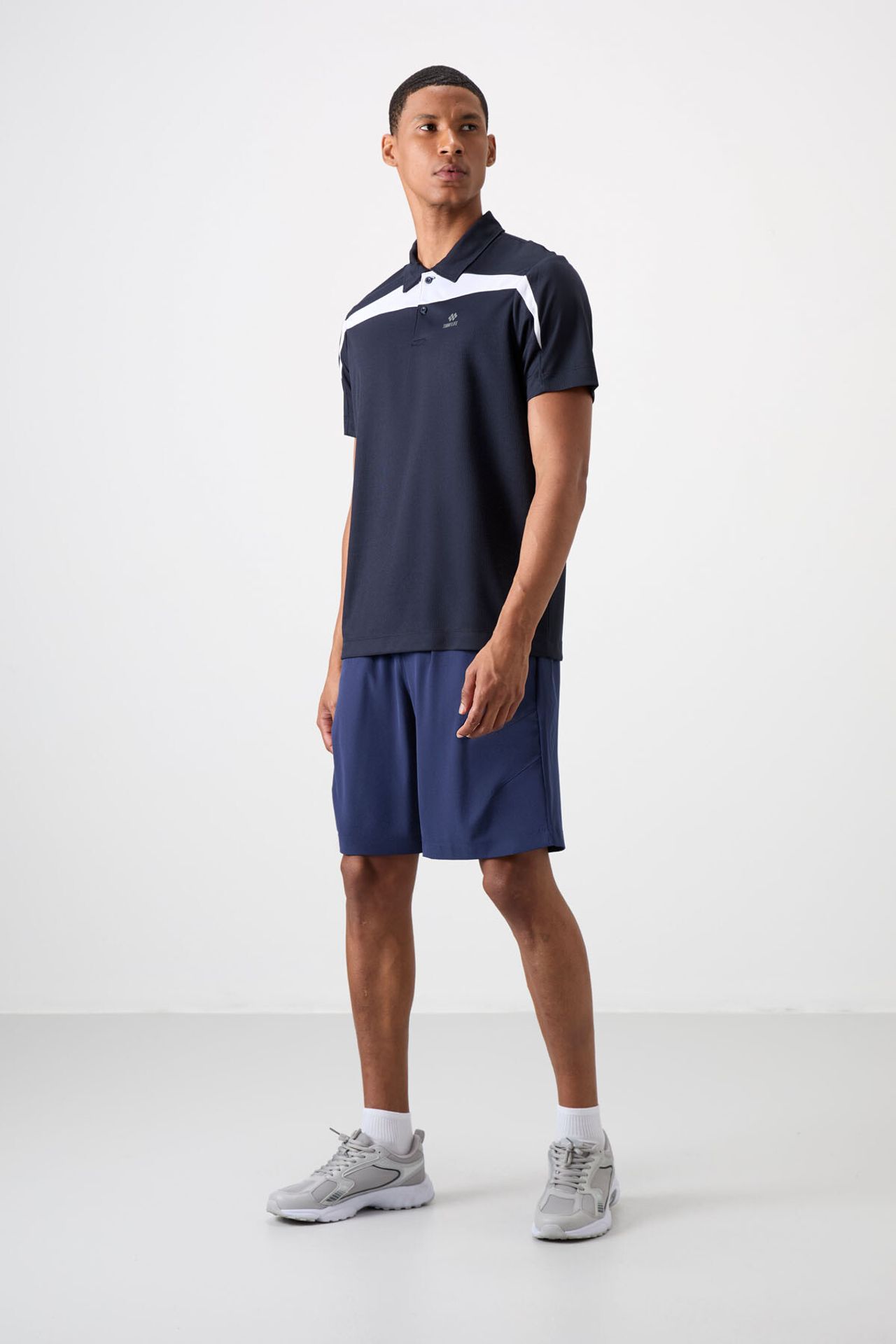 TOMMY Men's Colour-Blocked Polo T-Shirt 2