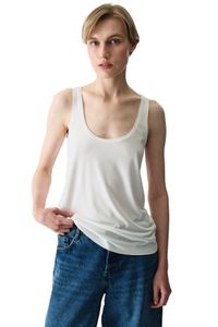 white-image-0