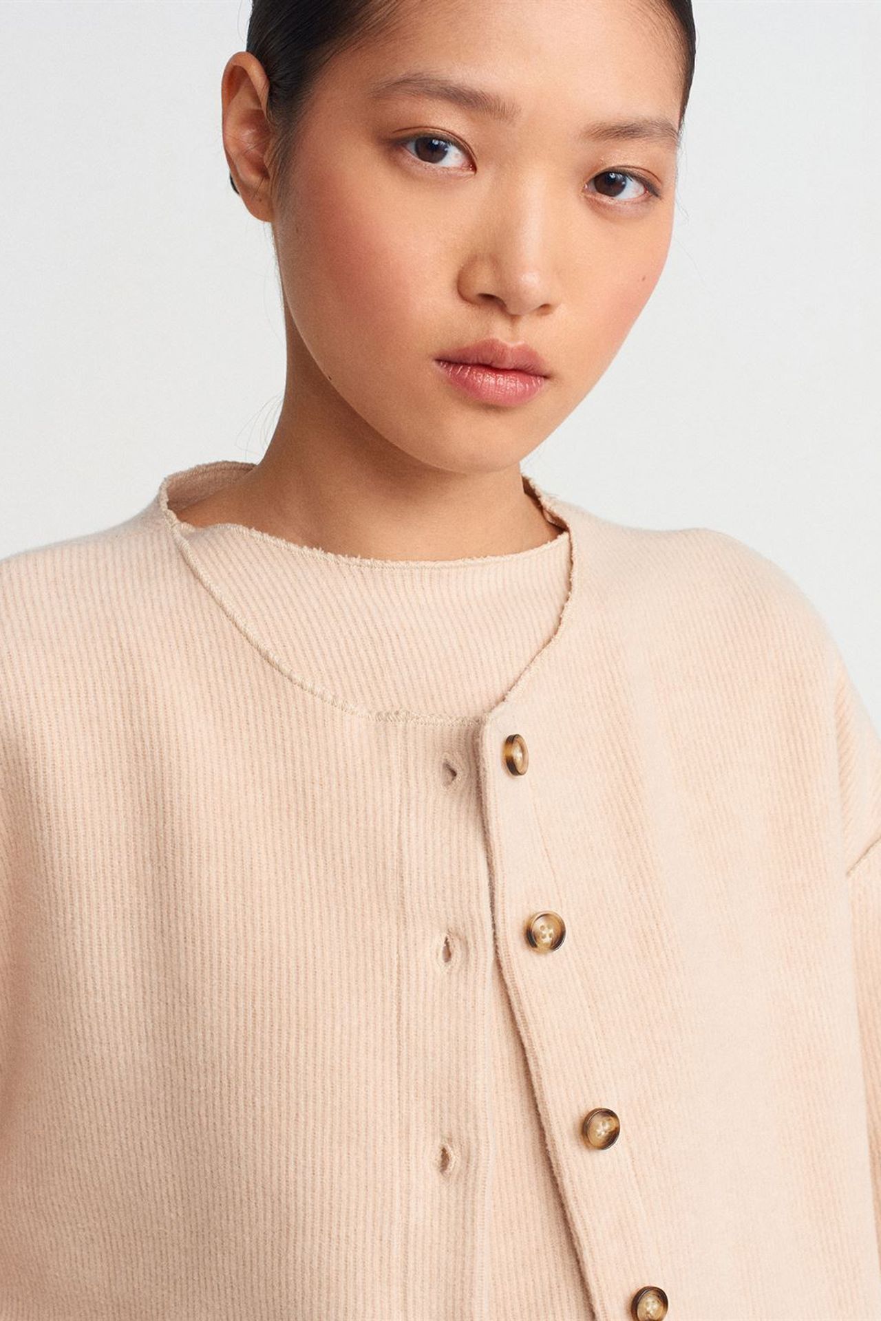 DILVIN Women's Ribbed Crew Neck Button Cardigan 4