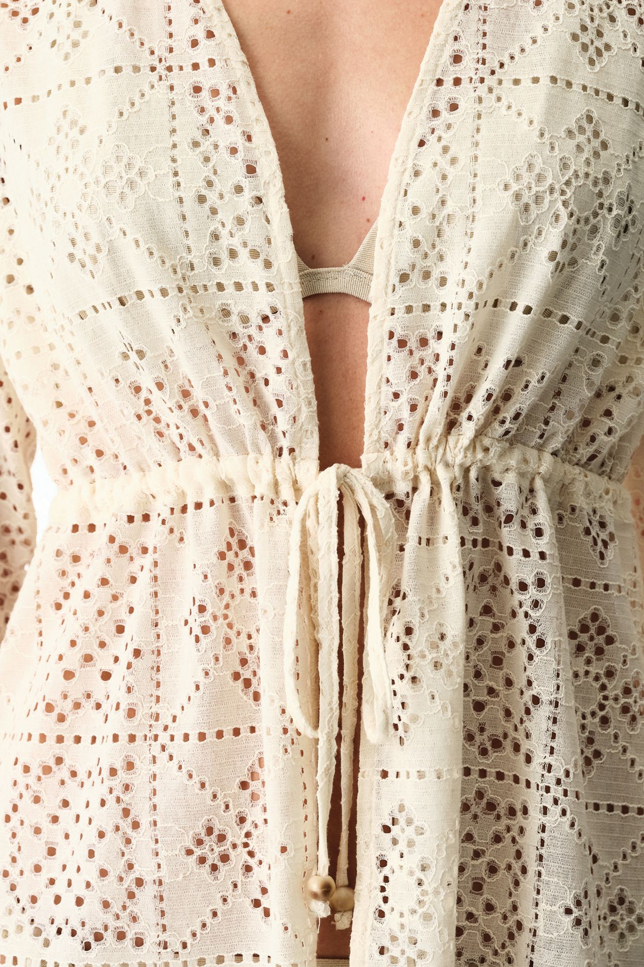 PENTI Jasmine Ethnic Pattern Lace Long Sleeve Kimono 3