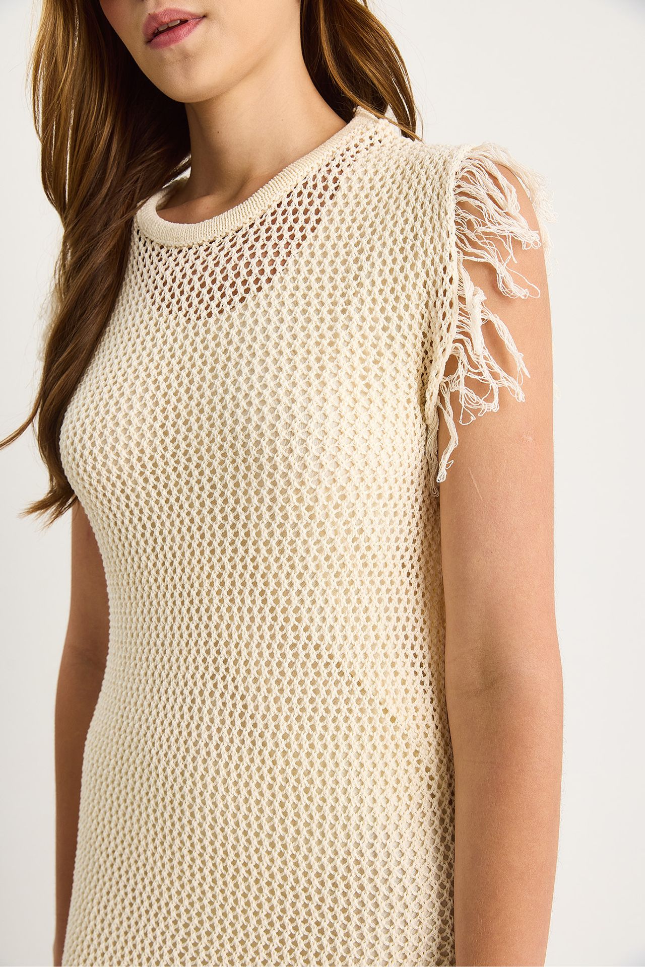 LUCCI Textured Midi Dress with Ruffle Detail 5