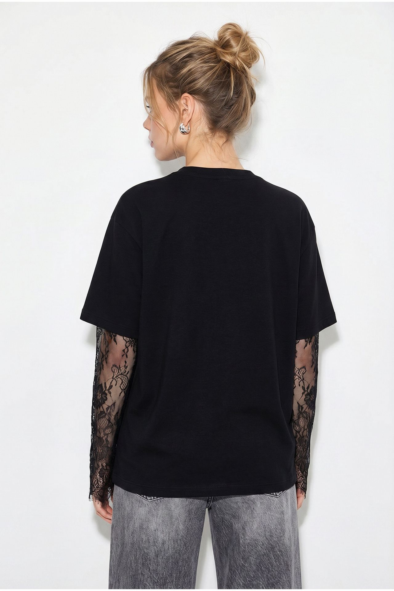 LUCCI Women's Oversized Crew Neck T-Shirt 5