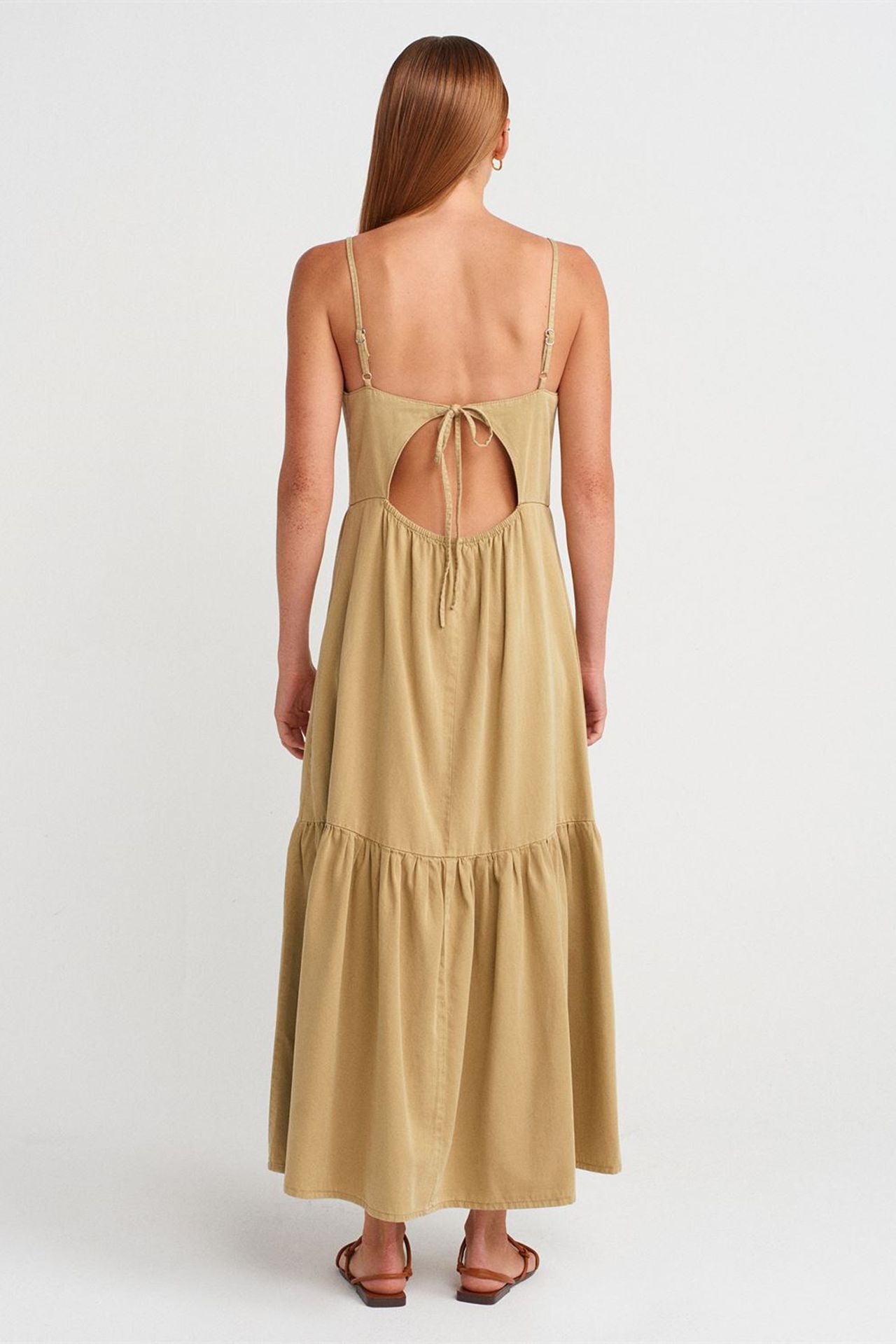 DILVIN Sleeveless A-line Maxi Dress With Tie Front 2