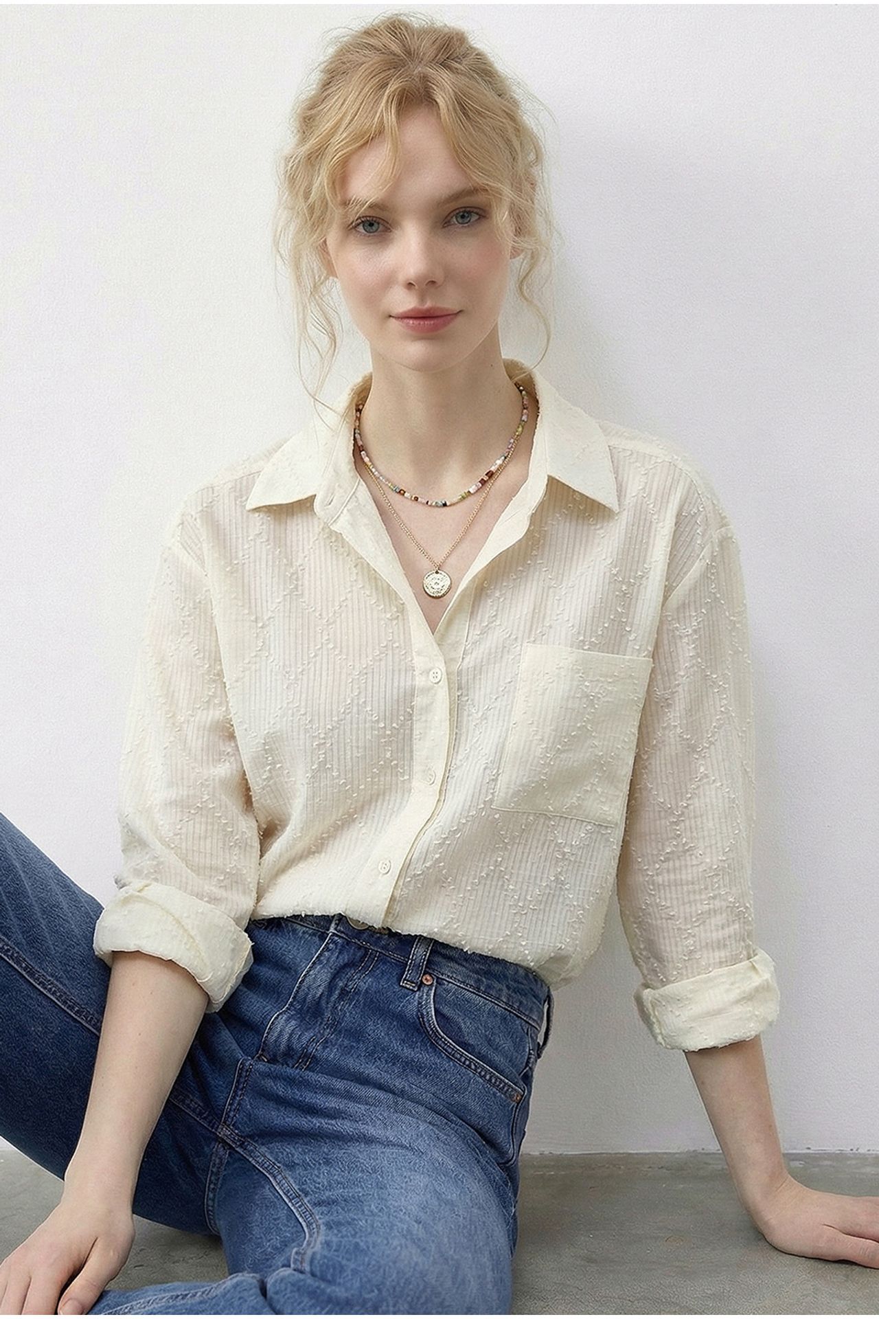 LUCCI Textured Button-Up Shirt with Relaxed Fit 2