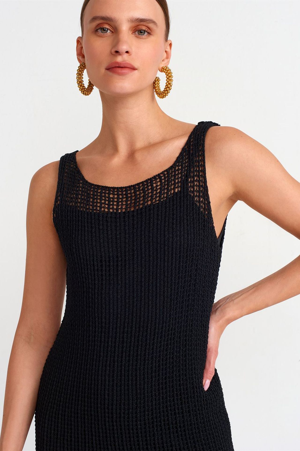 DILVIN Sleeveless Ribbed Midi Dress 4