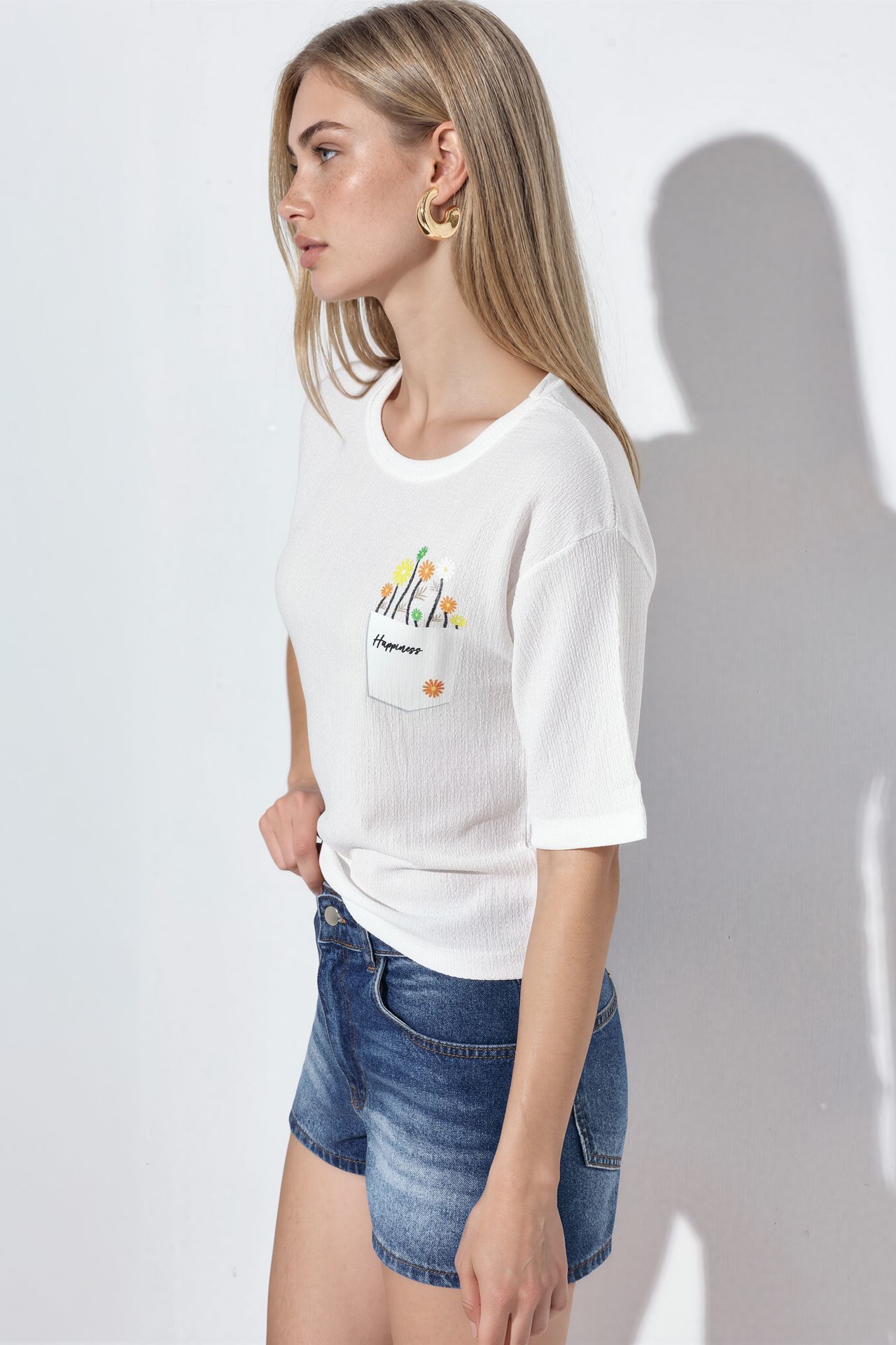 BDART Embroidered Crew Neck Printed T-Shirt 2