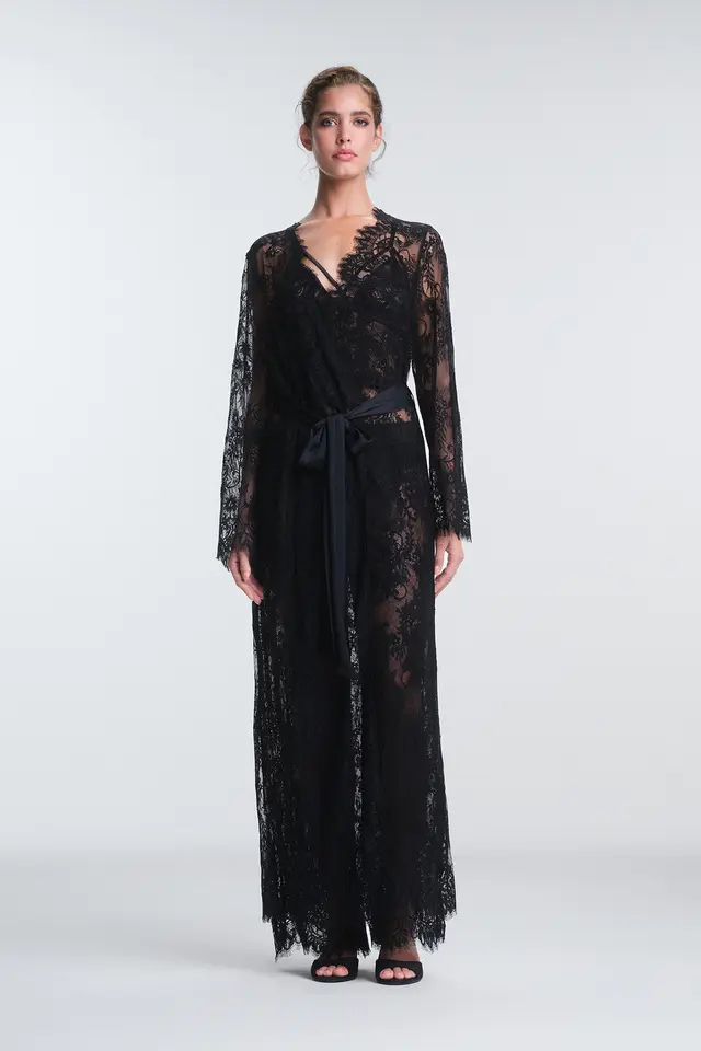 PENTI Pirra Lace Robe Privee Collection