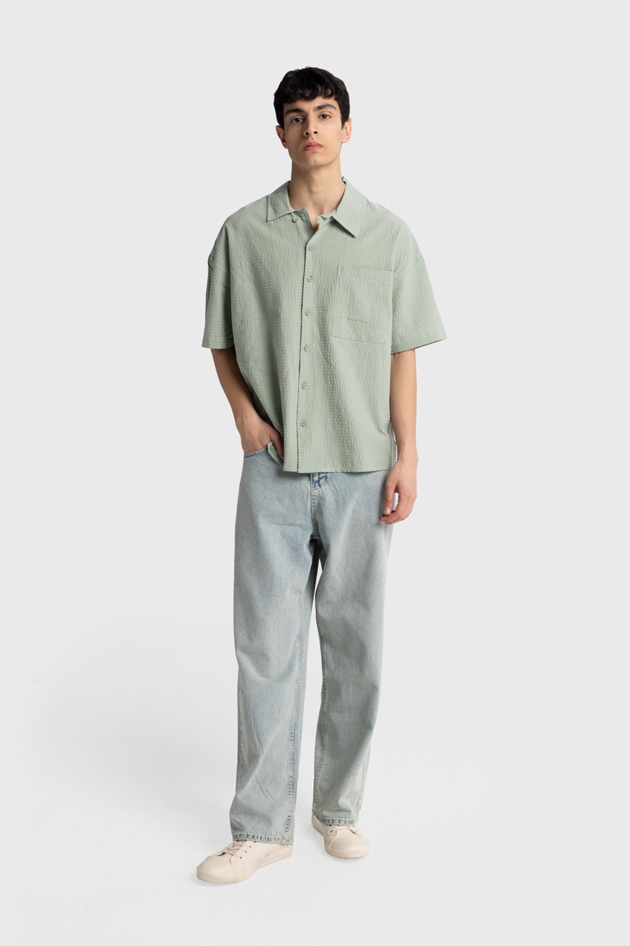 GIESTO Textured Short Sleeve Shirt 2