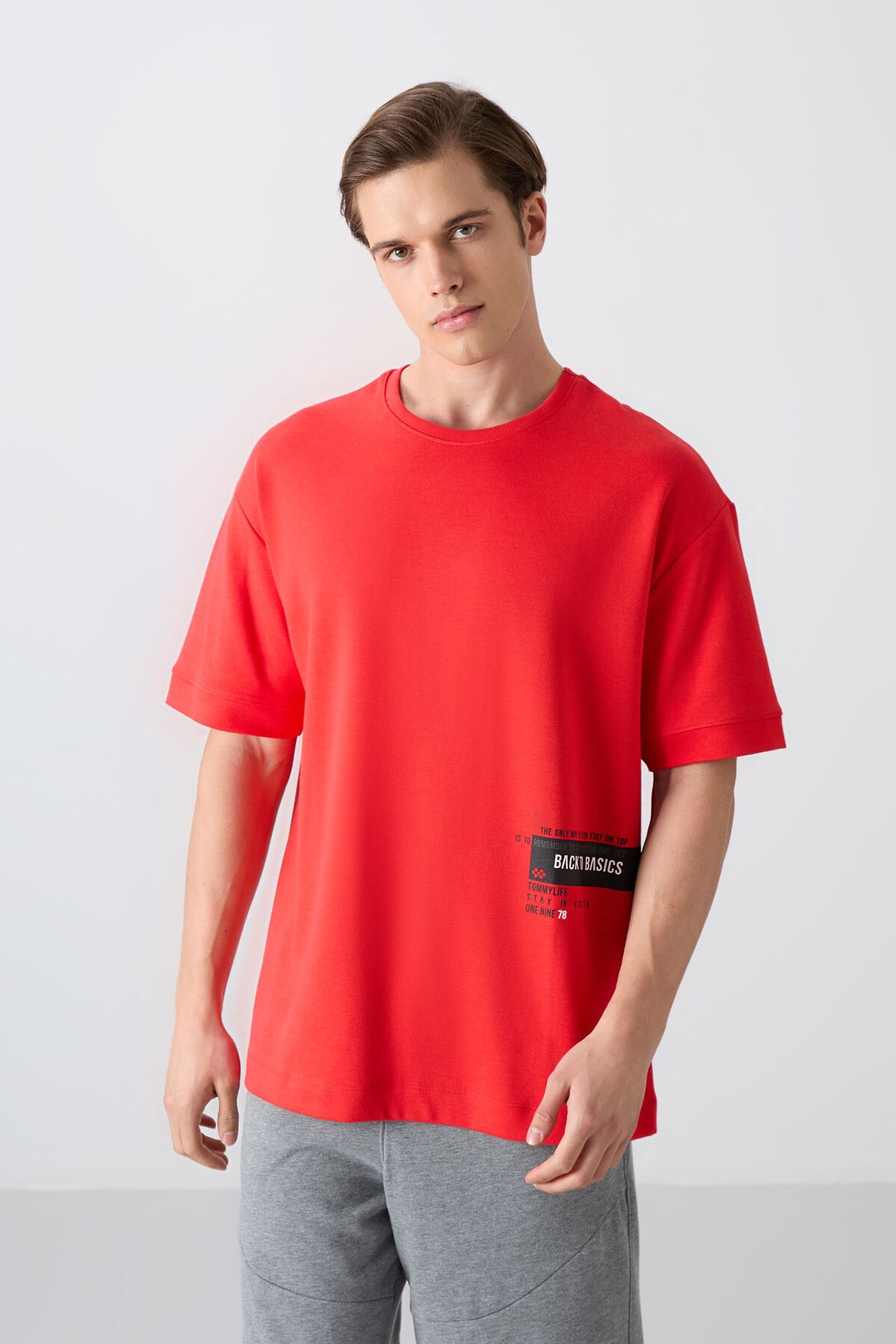 TOMMY Oversized Cotton-Blend Crew Neck T-Shirt 5