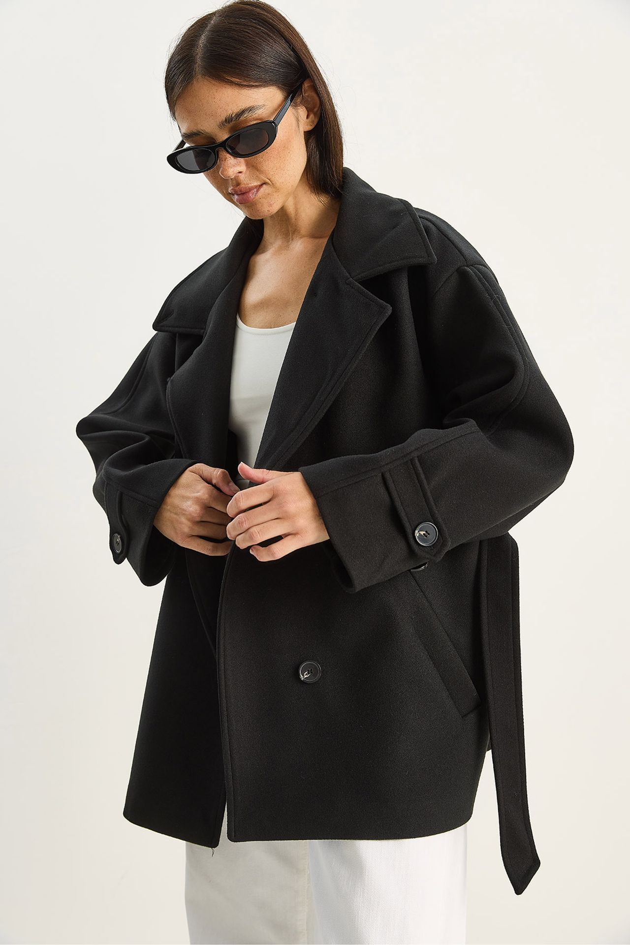 LUCCI Oversized Midi Coat with Button Closure 3