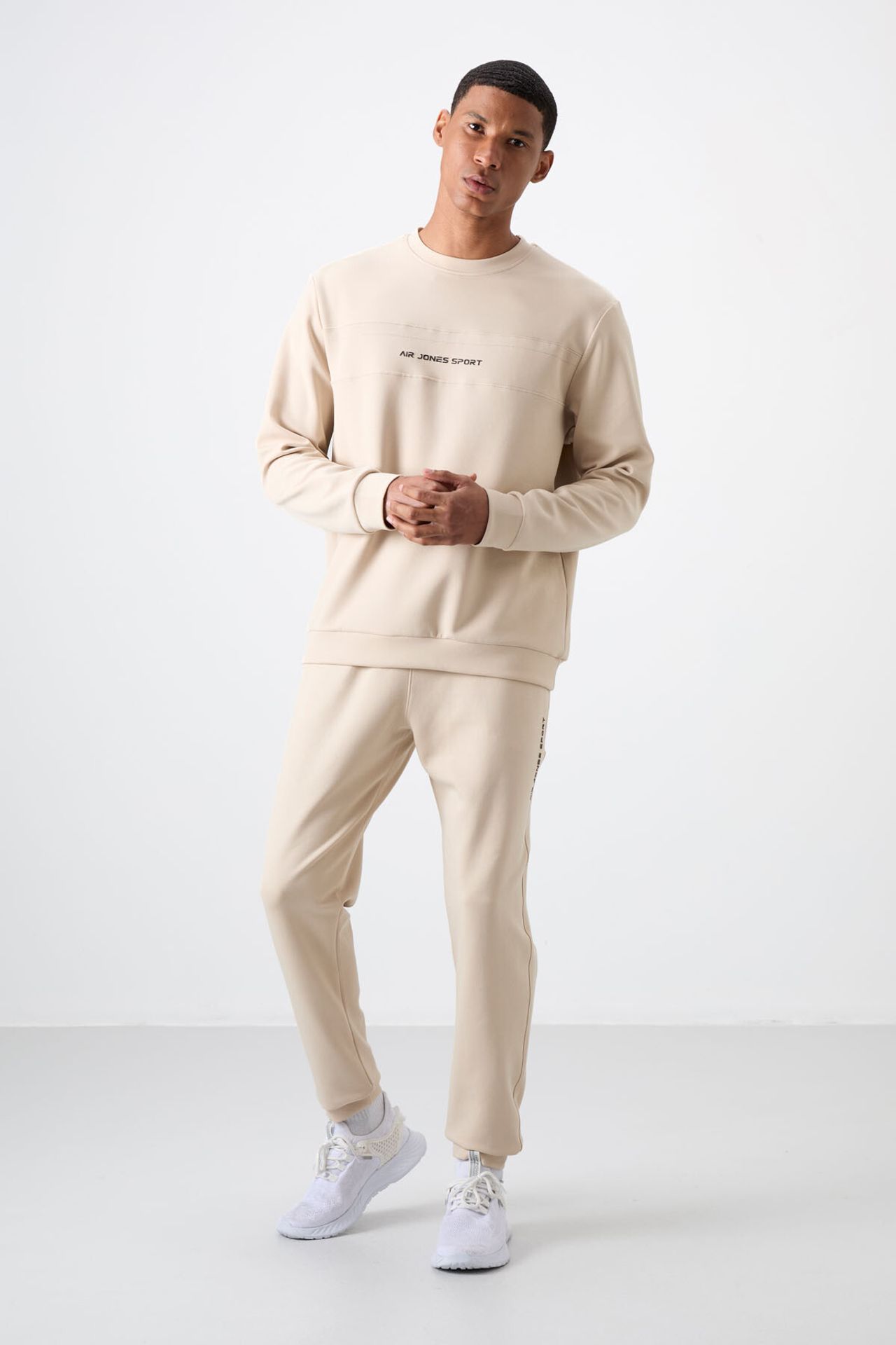 TOMMY Printed Fleece Sweatshirt And Pants Set 1