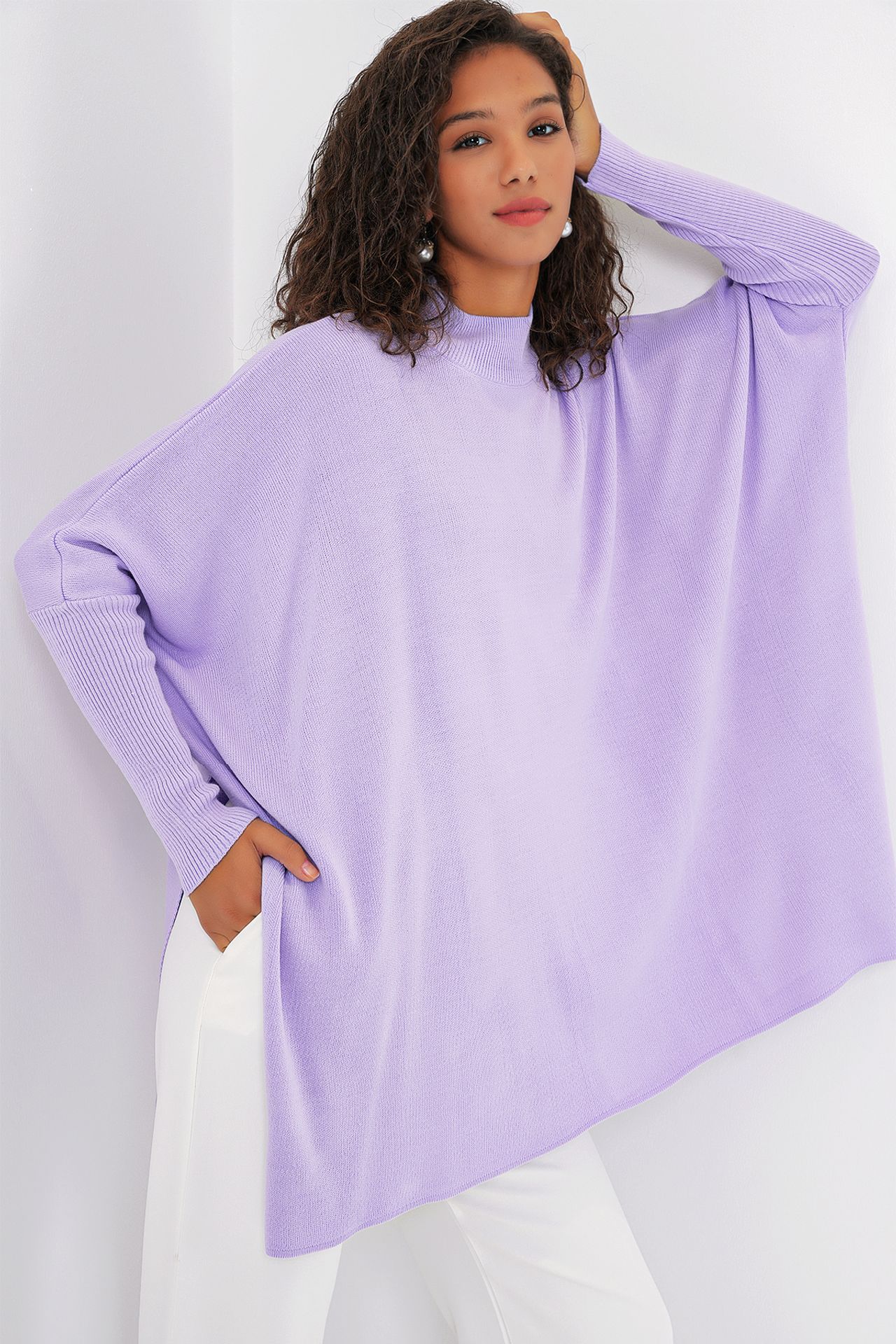 BDART Oversized Acrylic Crew Neck Jumper 3