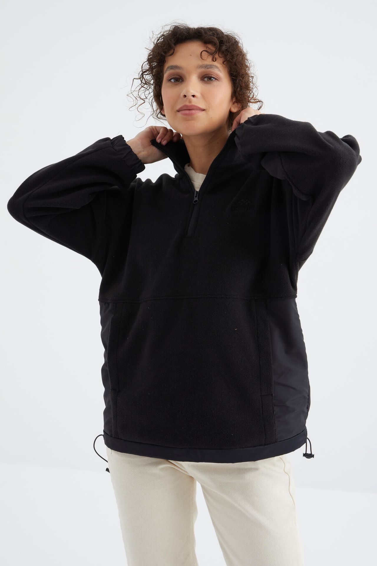 TOMMY Oversized Half-zip Plush Sweatshirt 1