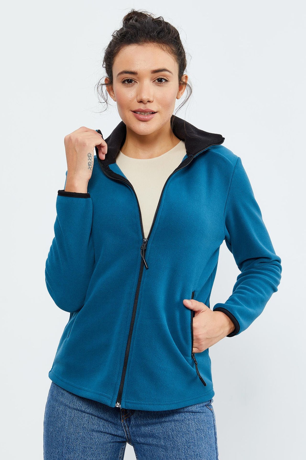 TOMMY Women's Plush Zip-Front Sweatshirt 5