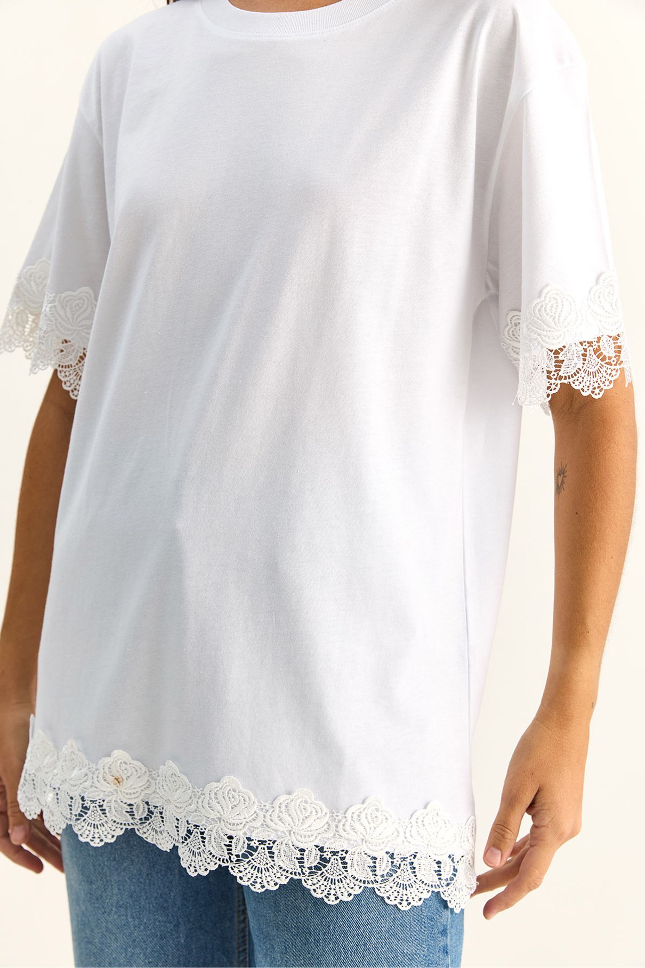 LUCCI Oversized Crew Neck Cotton T-Shirt 6
