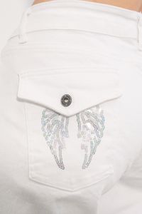 white-image-4