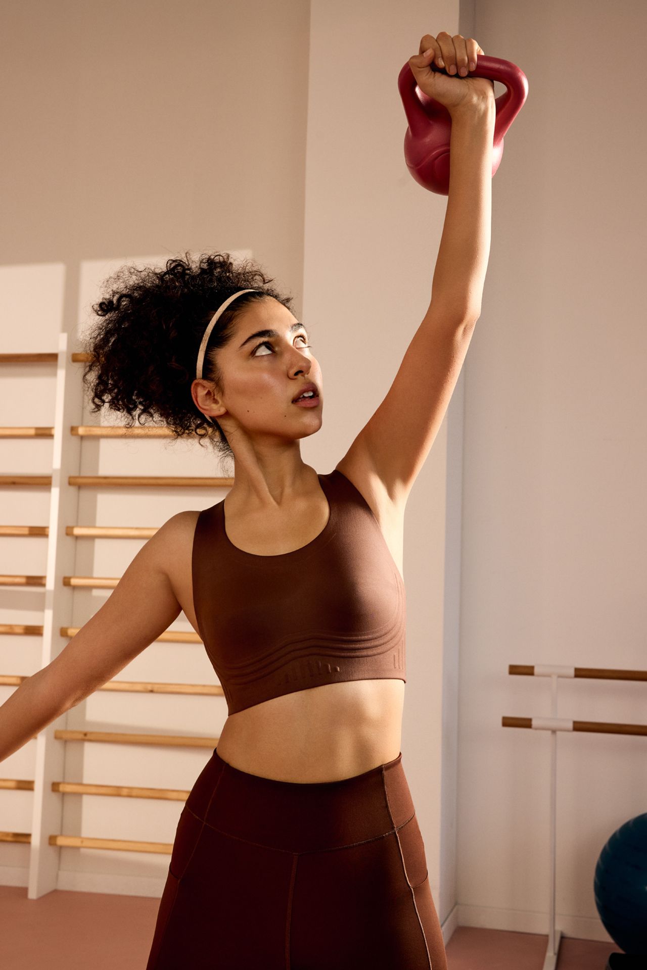 PENTI Flexline Fixed Padded Sports Bra 1