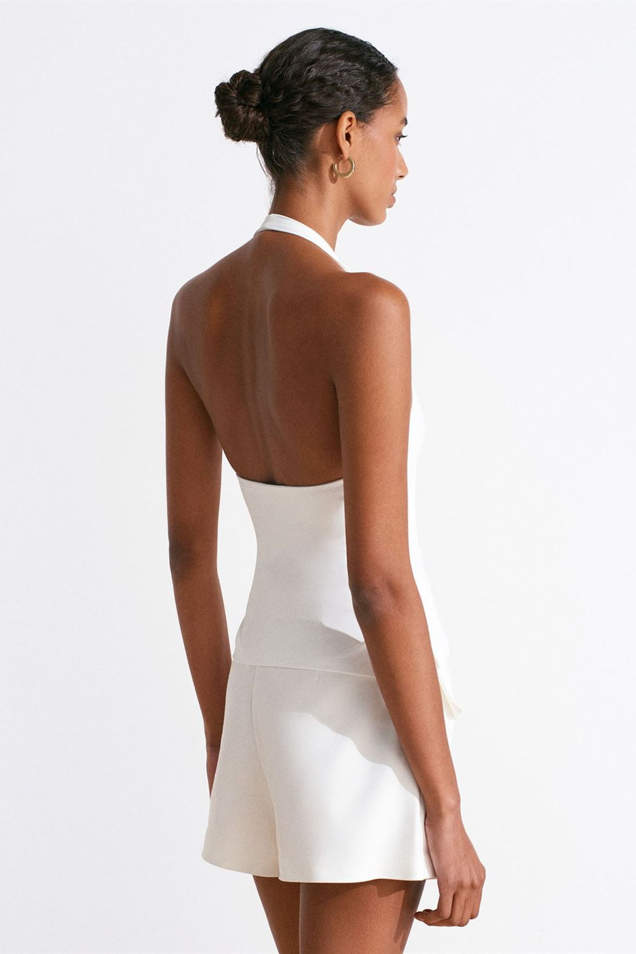 DILVIN Women's Slim Fit Halter Neck Cut-Out Top 2