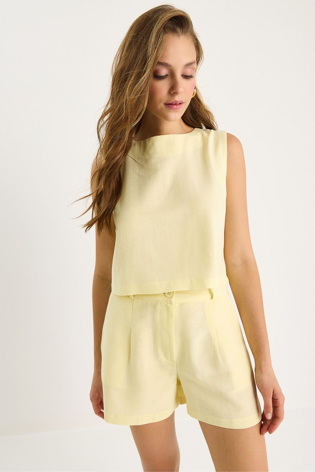 LUCCI High Waist Sleeveless Crew Neck Two-Piece Set 5
