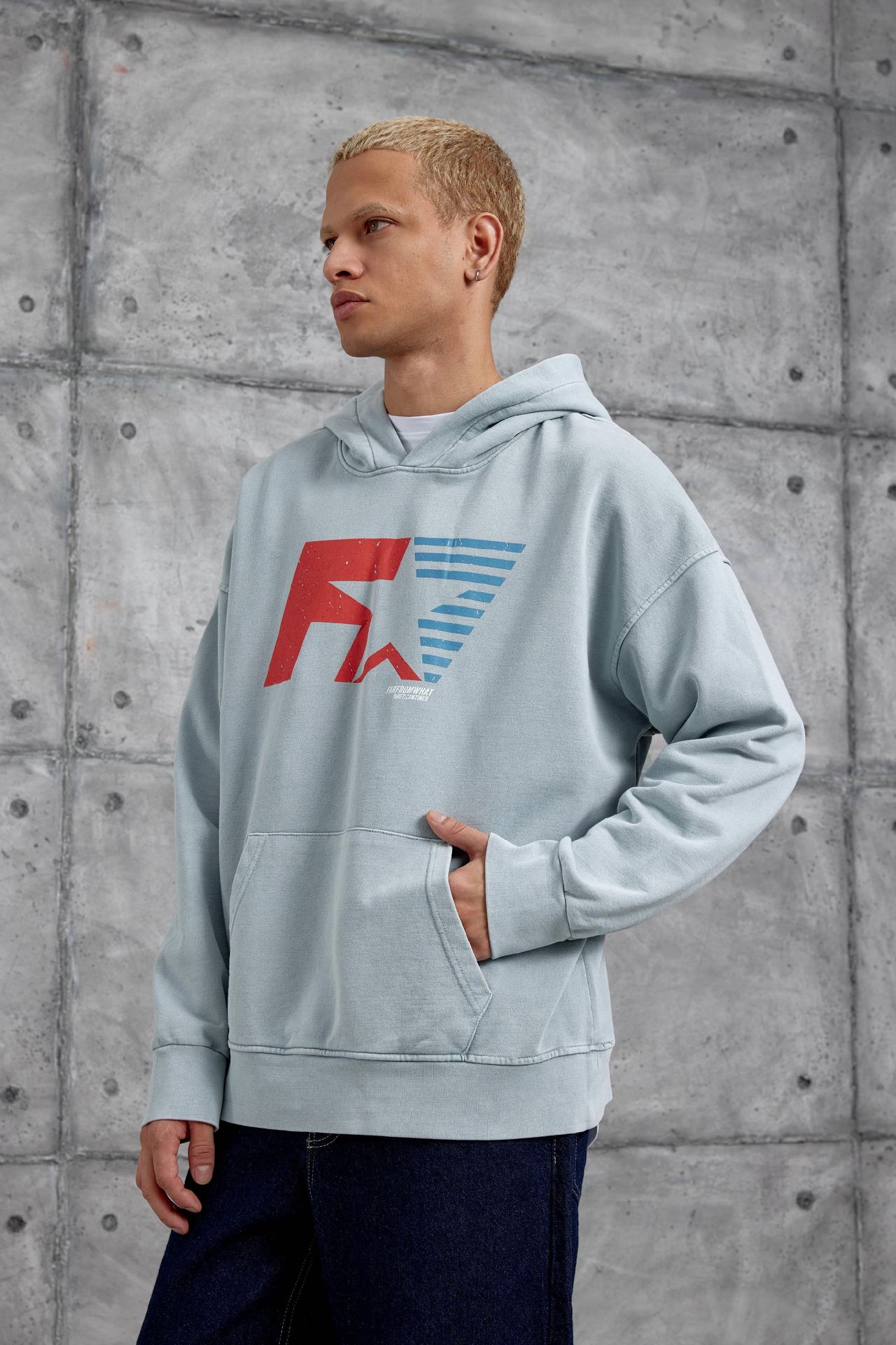 NOMARC Bol Kesim Kapüşonlu Logolu Sweatshirt 5