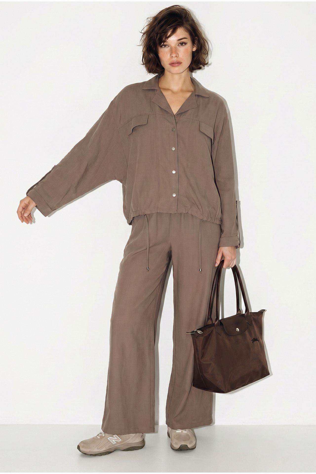 LUCCI Two-Piece Crepe Blouse And Wide-Leg Trousers 5