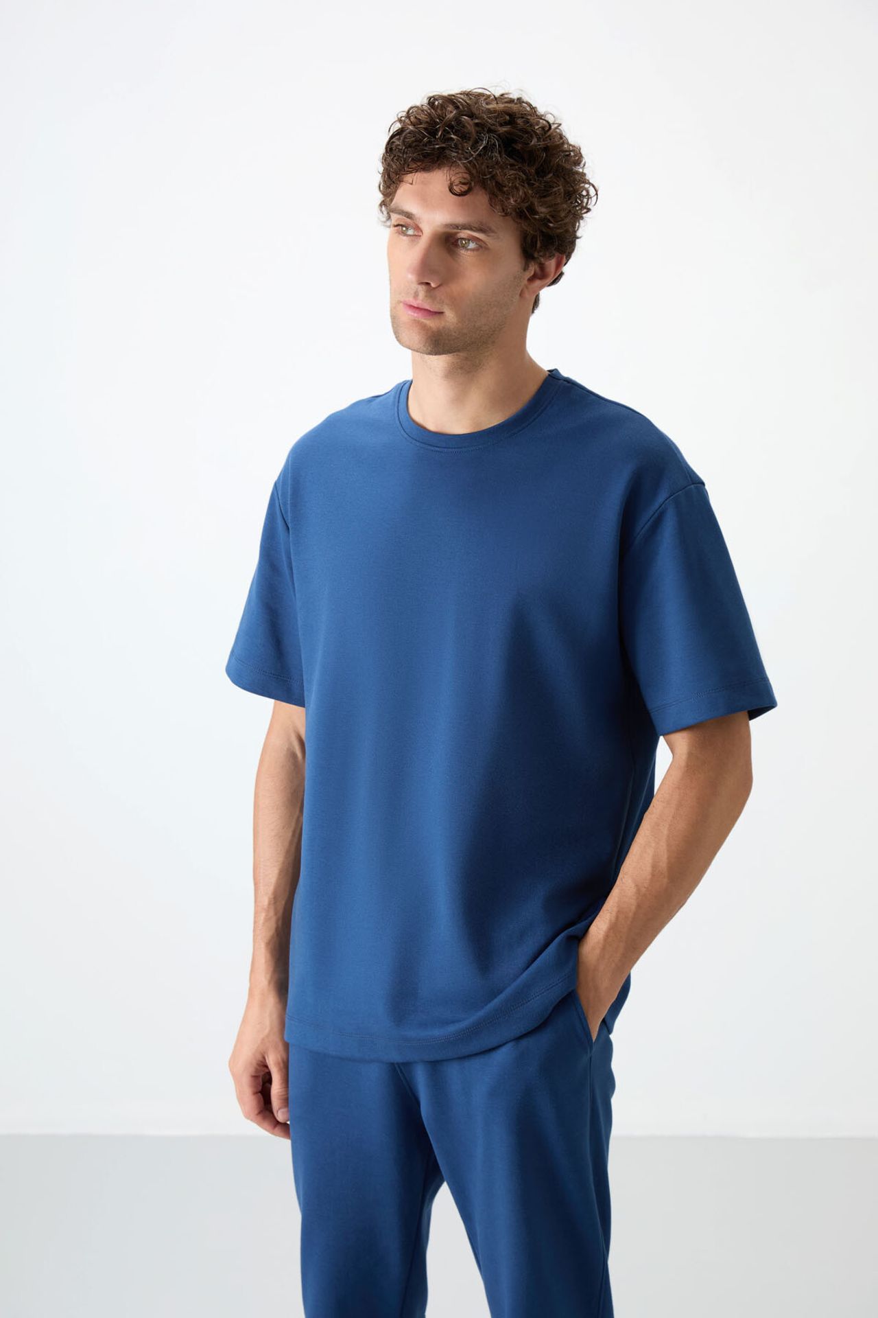 TOMMY Men's Oversized T-shirt And Pants Set 6