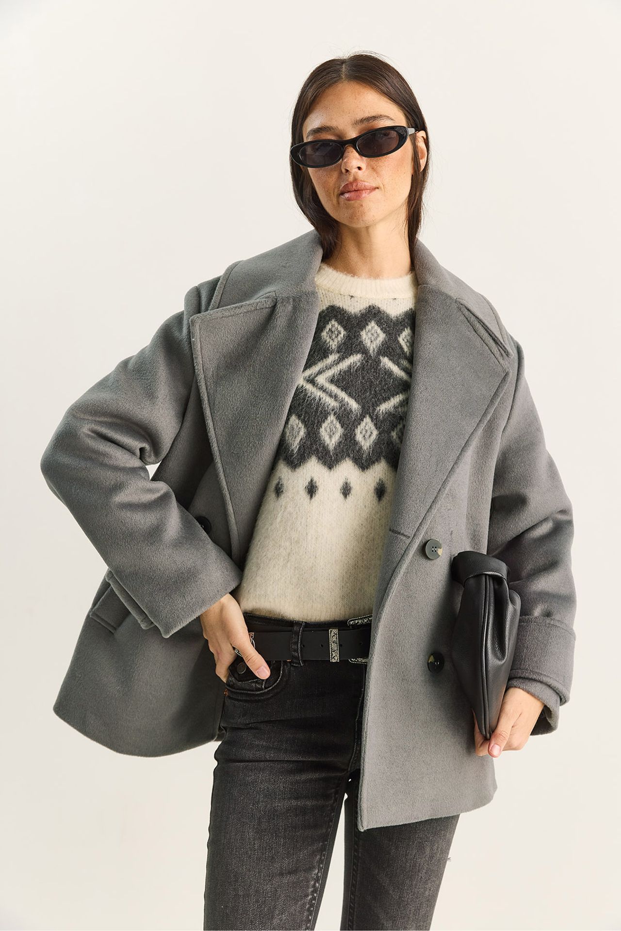 LUCCI Oversized Coat with Pockets 2