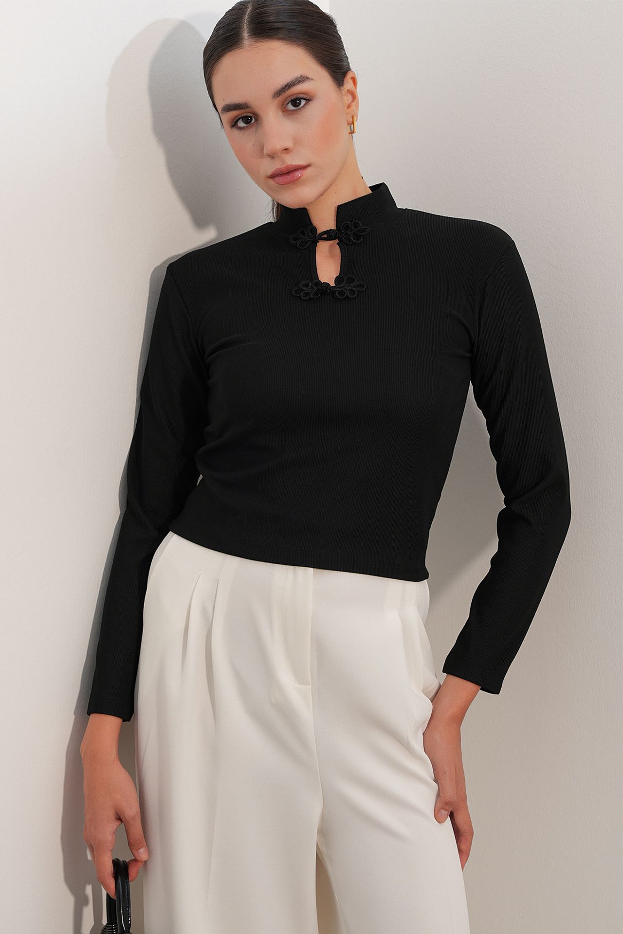 BDART Women's Blouse 3