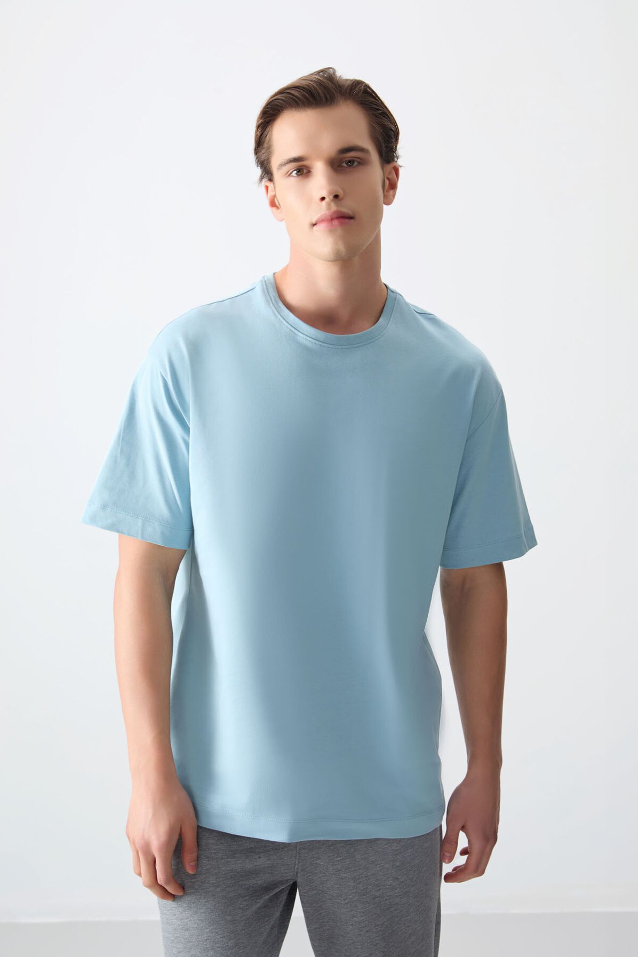 TOMMY Oversized Cotton Crew Neck T-Shirt 4
