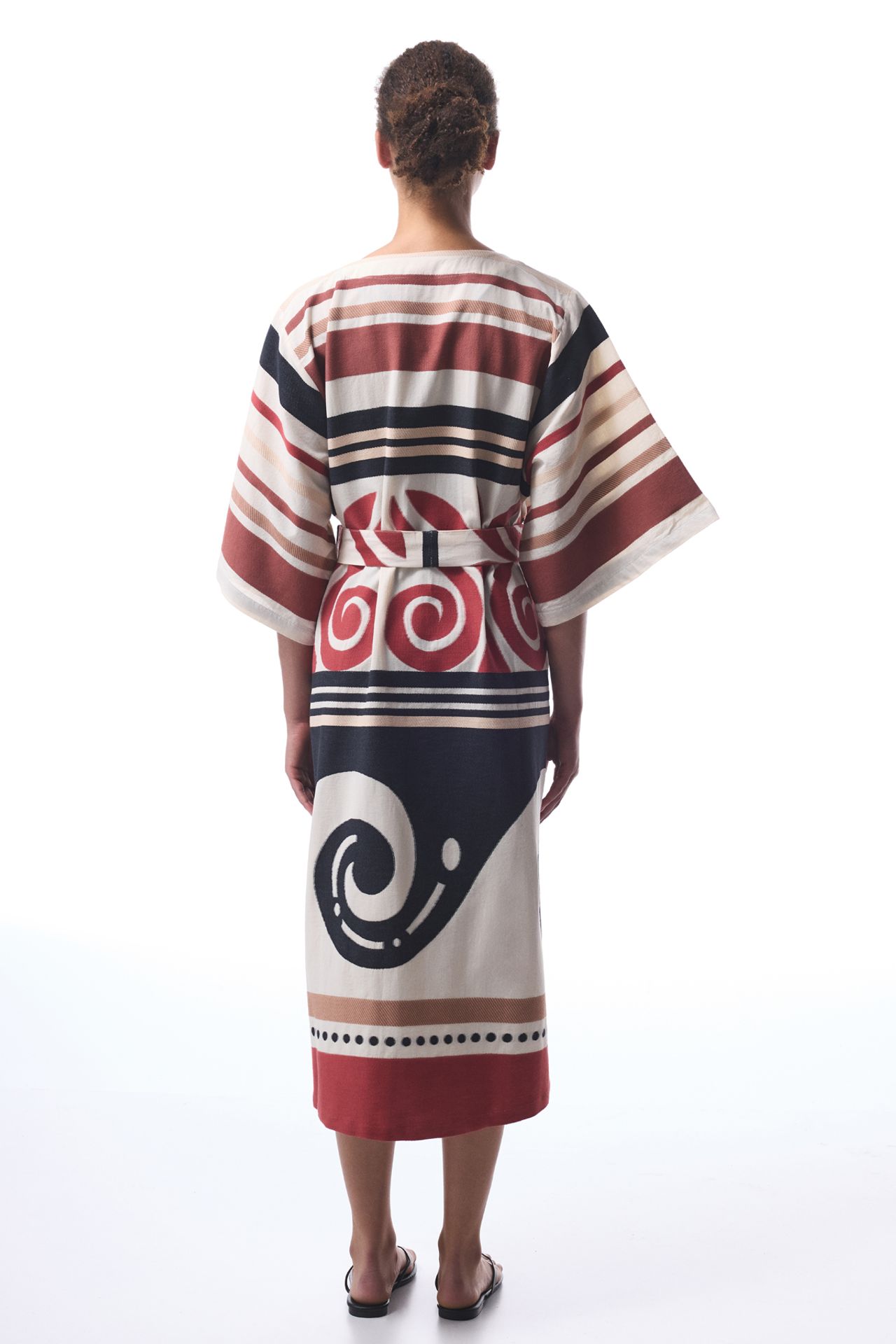 PENTI Ethnic Pattern Shay Long Kimono