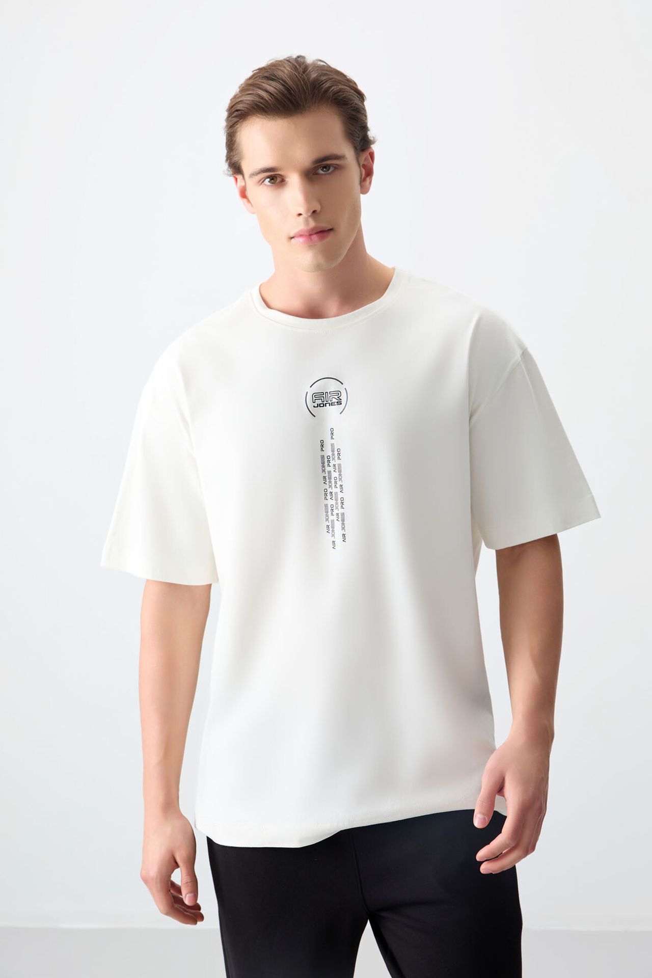 TOMMY Oversized Cotton Text Print Crew Neck T-Shirt 1