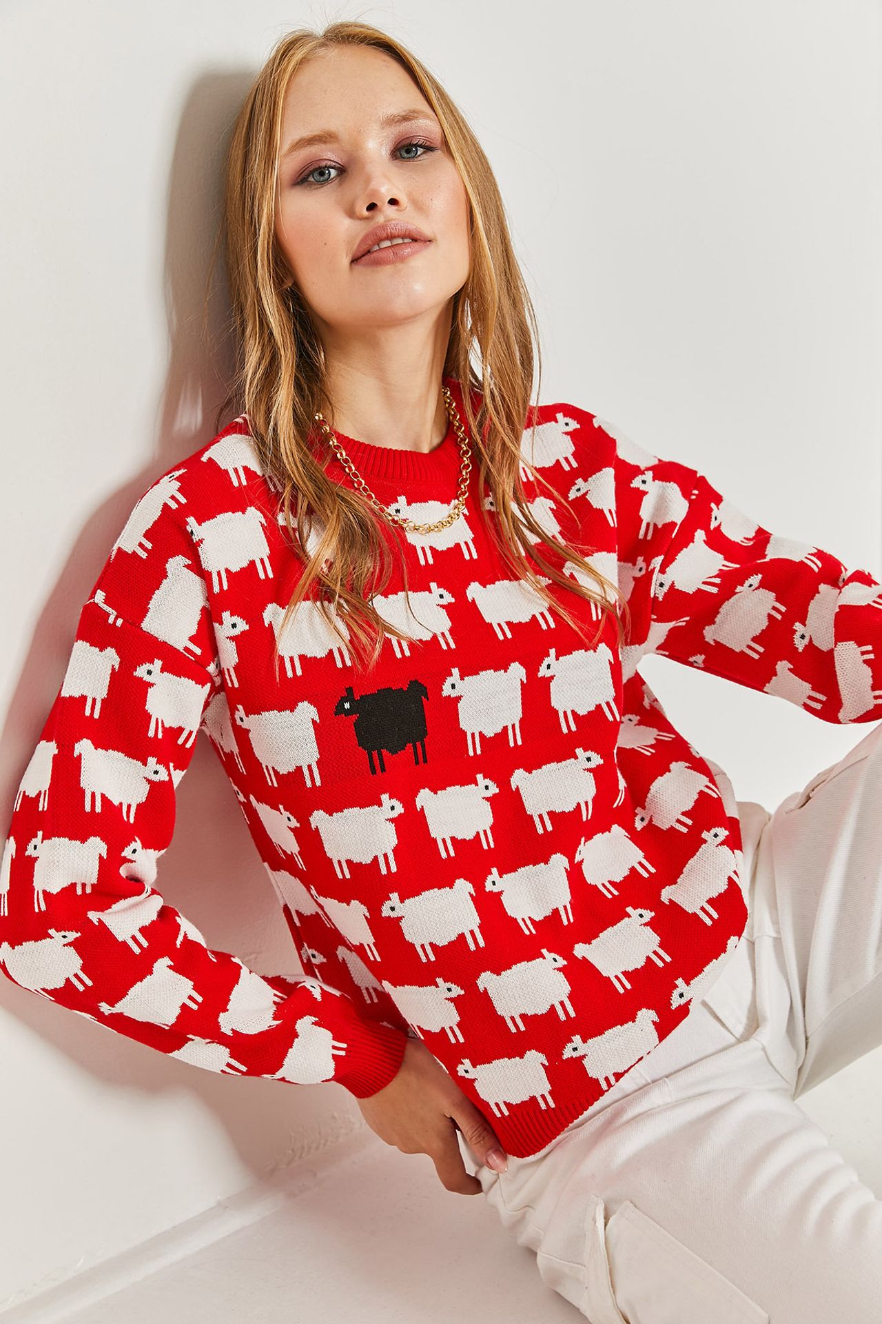 LUCCI Patterned Thick Knit Crew Neck Sweater 5