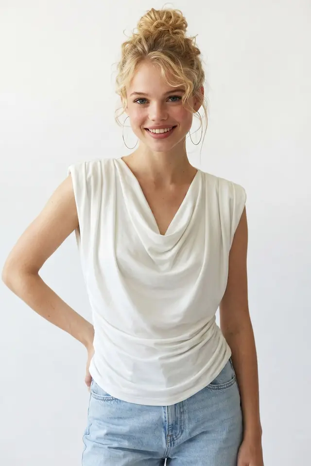 MIXRAY Sleeveless Cowl Neck Blouse